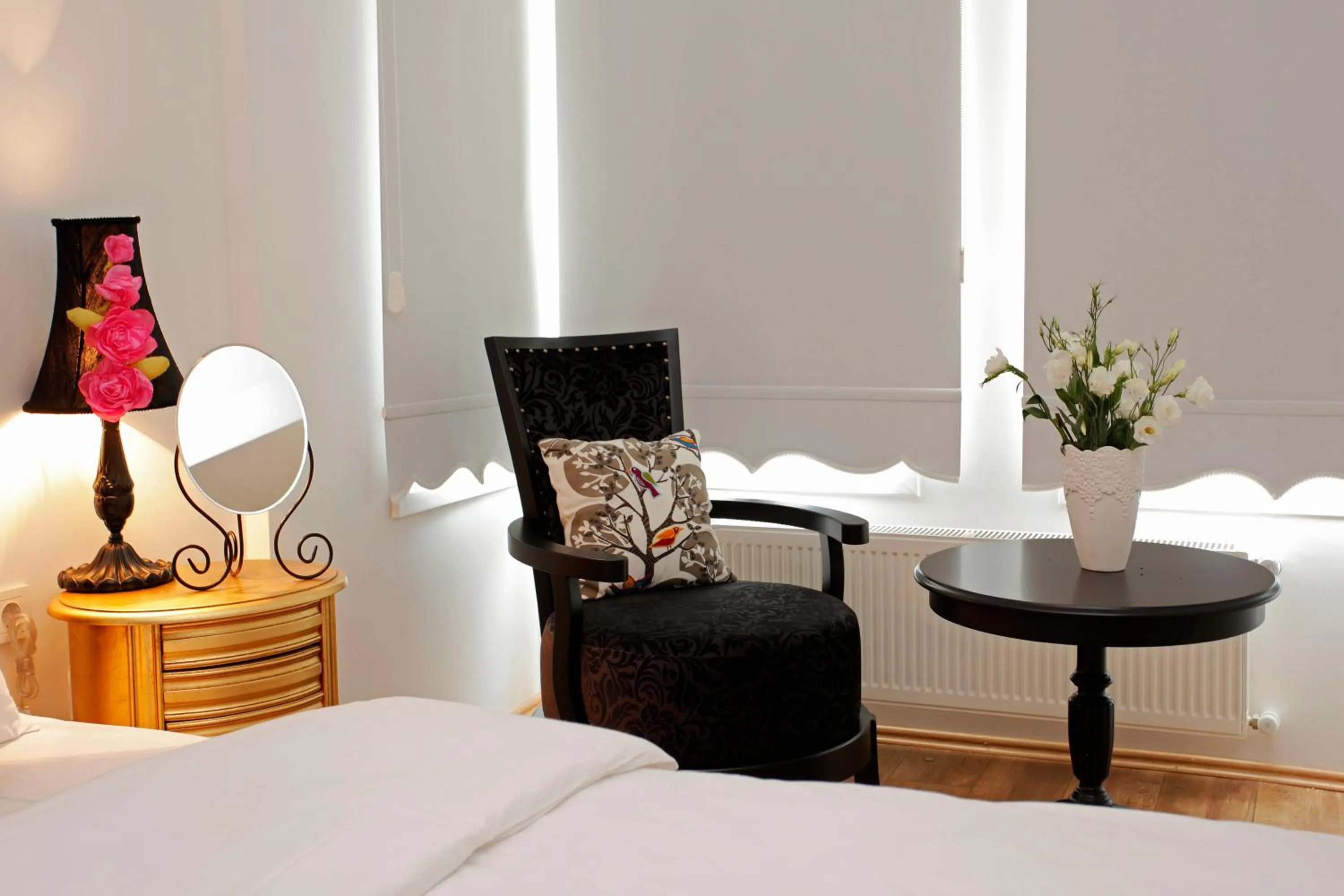 Photo of the whole room, Bed in The White Swan Suites Beyoglu