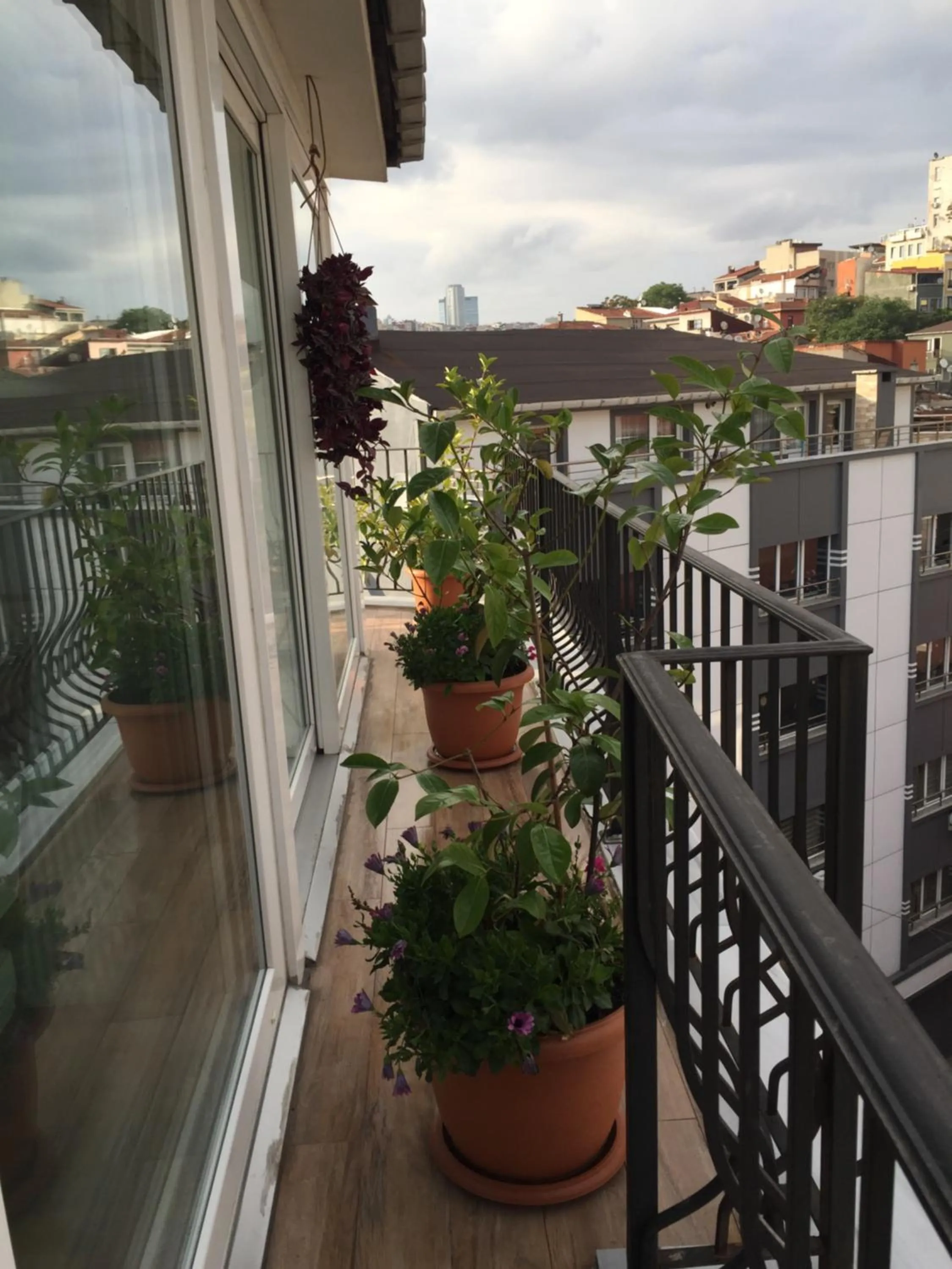 Balcony/Terrace in The White Swan Suites Beyoglu