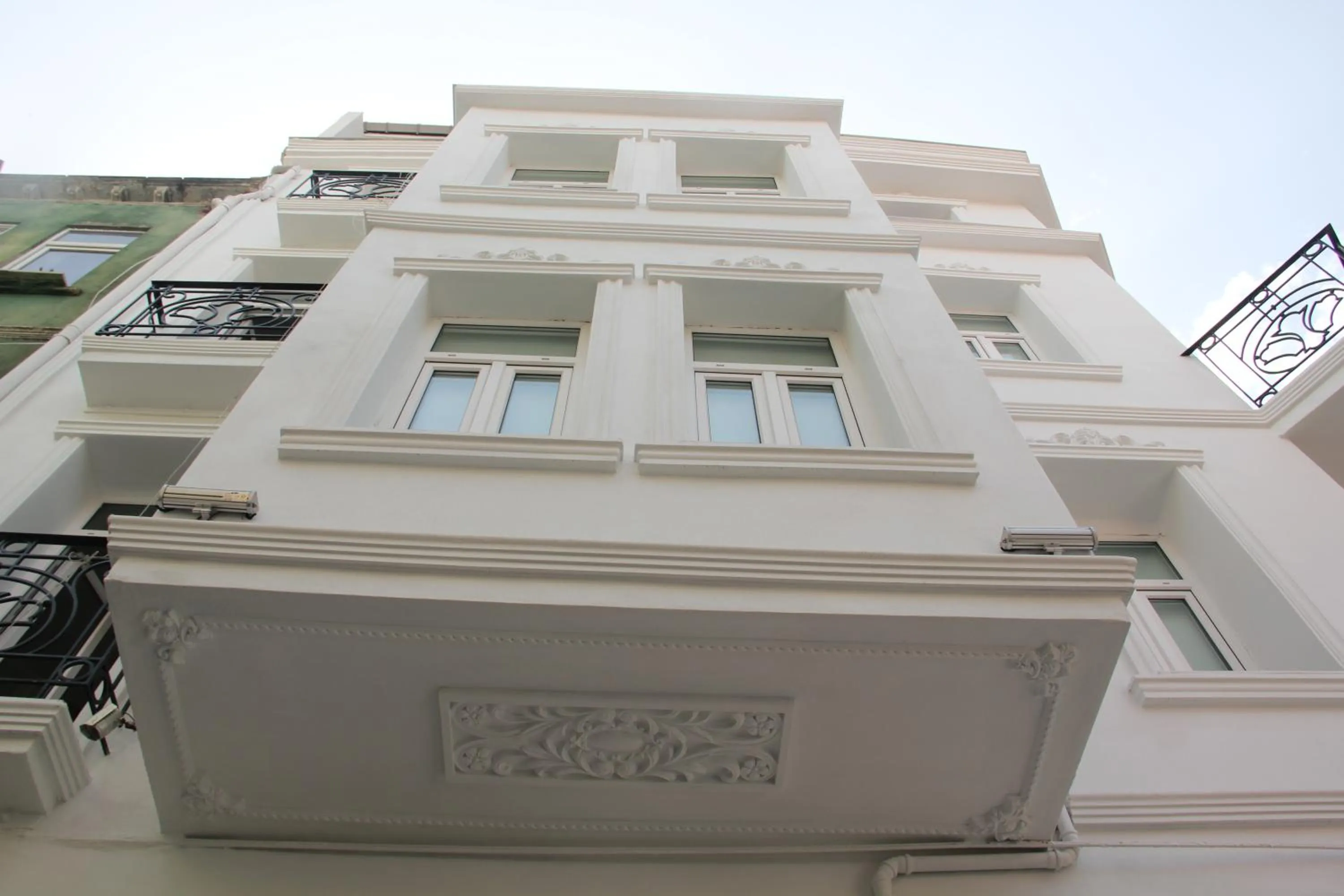 Facade/entrance in The White Swan Suites Beyoglu