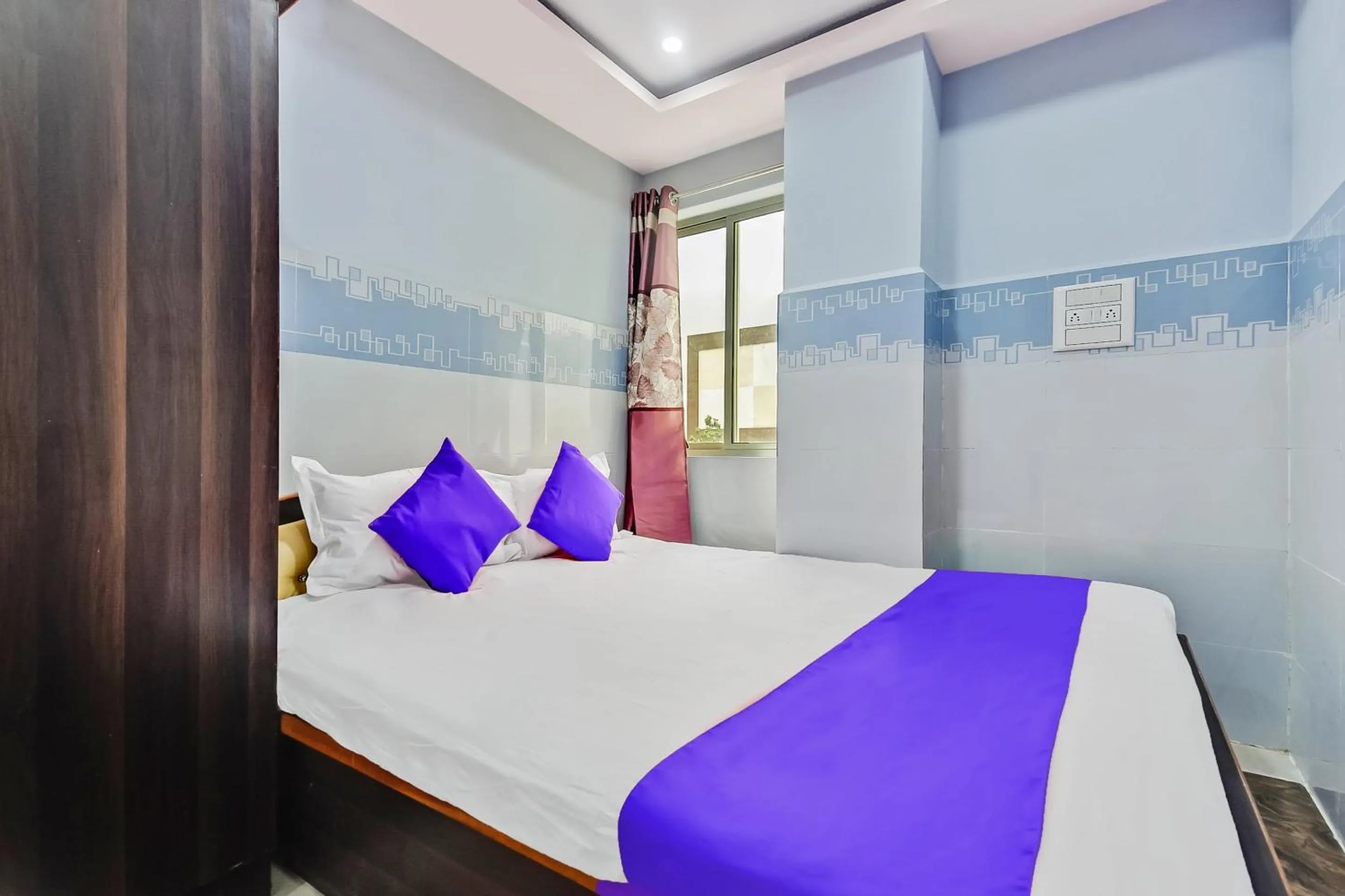 Bedroom, Bed in SPOT ON Gayatri Comforts