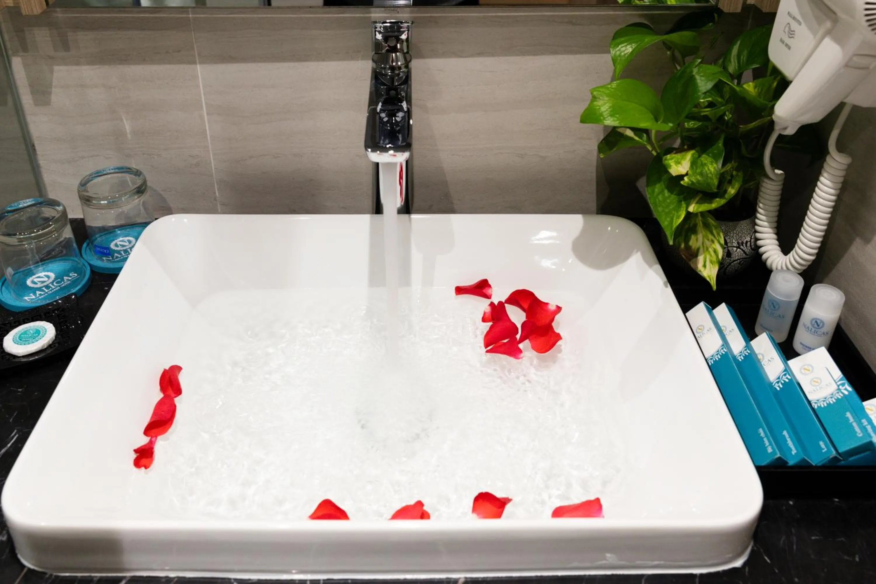 Bathroom in Nalicas Nha Trang Hotel
