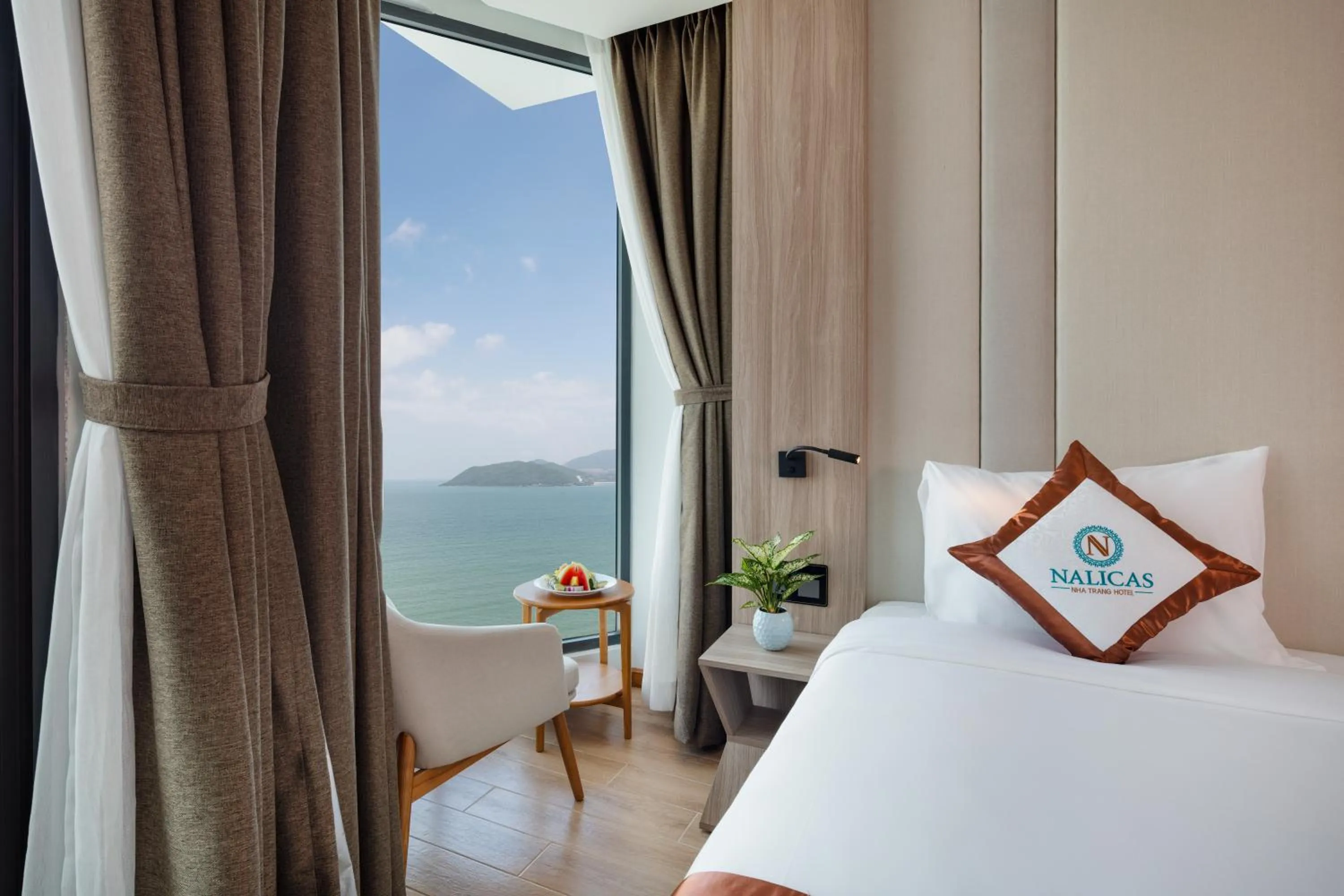 Sea view, Bed in Nalicas Nha Trang Hotel