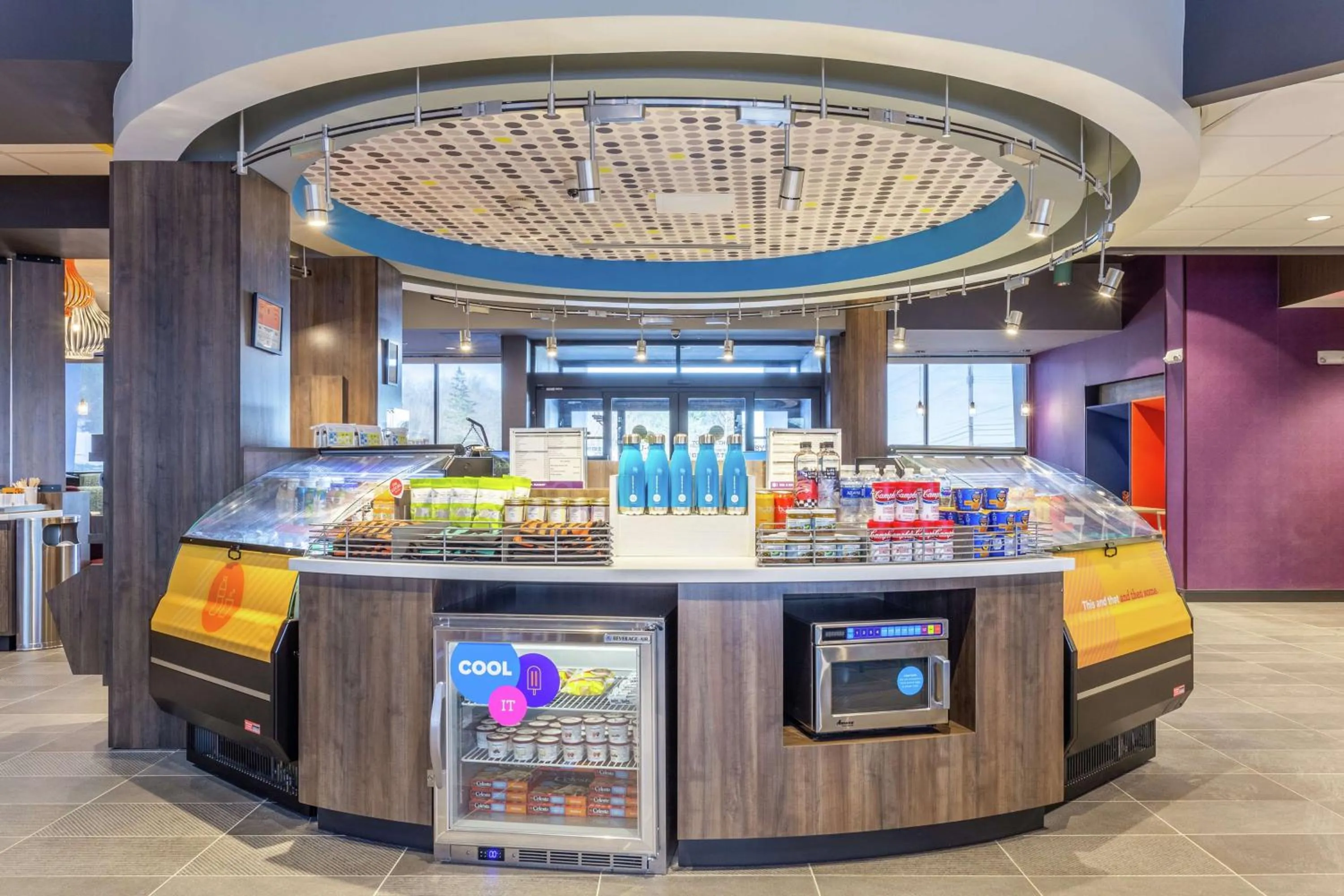 Restaurant/places to eat in Tru By Hilton Binghamton Vestal