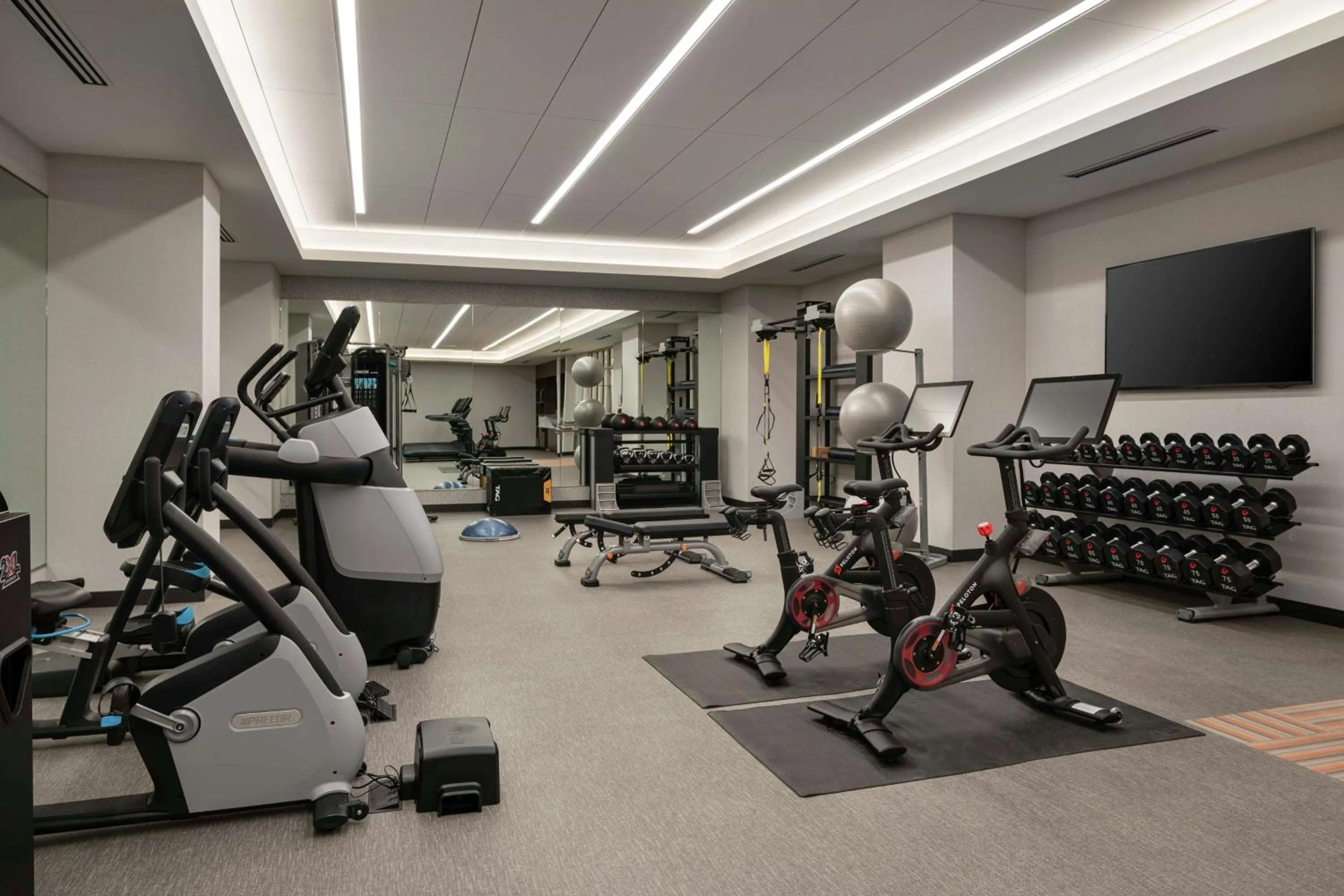 Fitness centre/facilities in Tru By Hilton Denver Downtown Convention Center