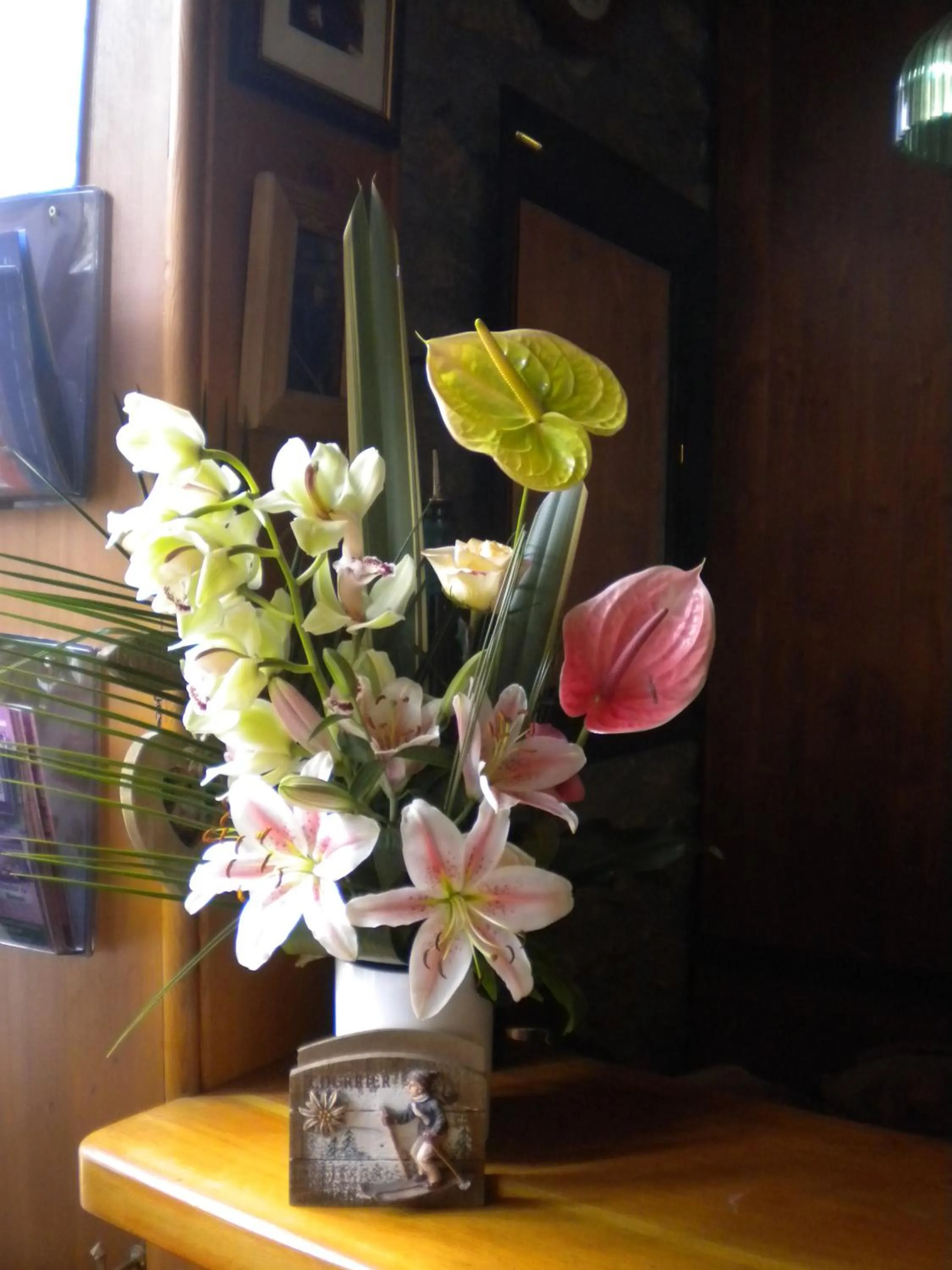 Decorative detail in La Clé des Champs