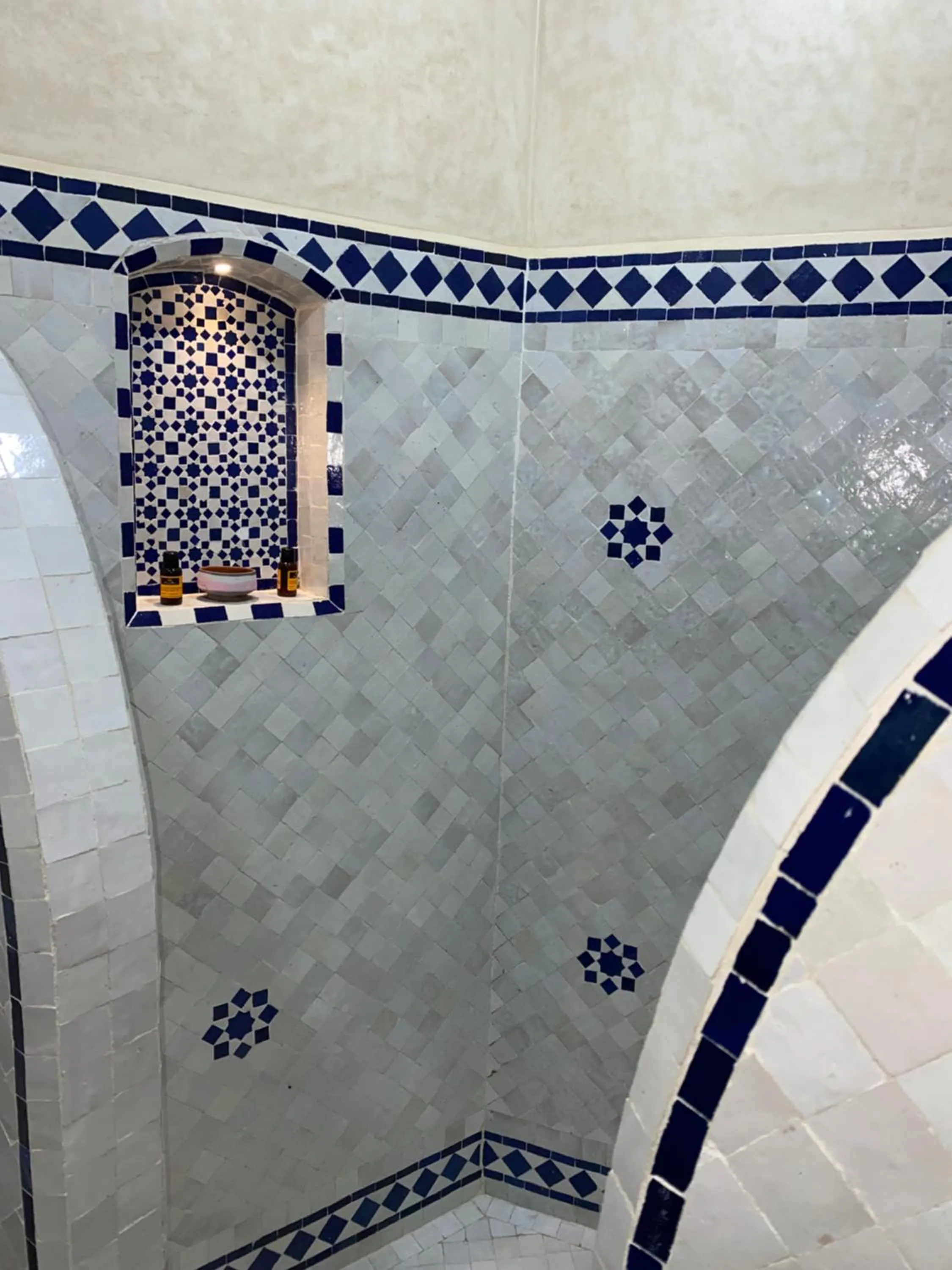 Shower in Dar Rif Kebdani