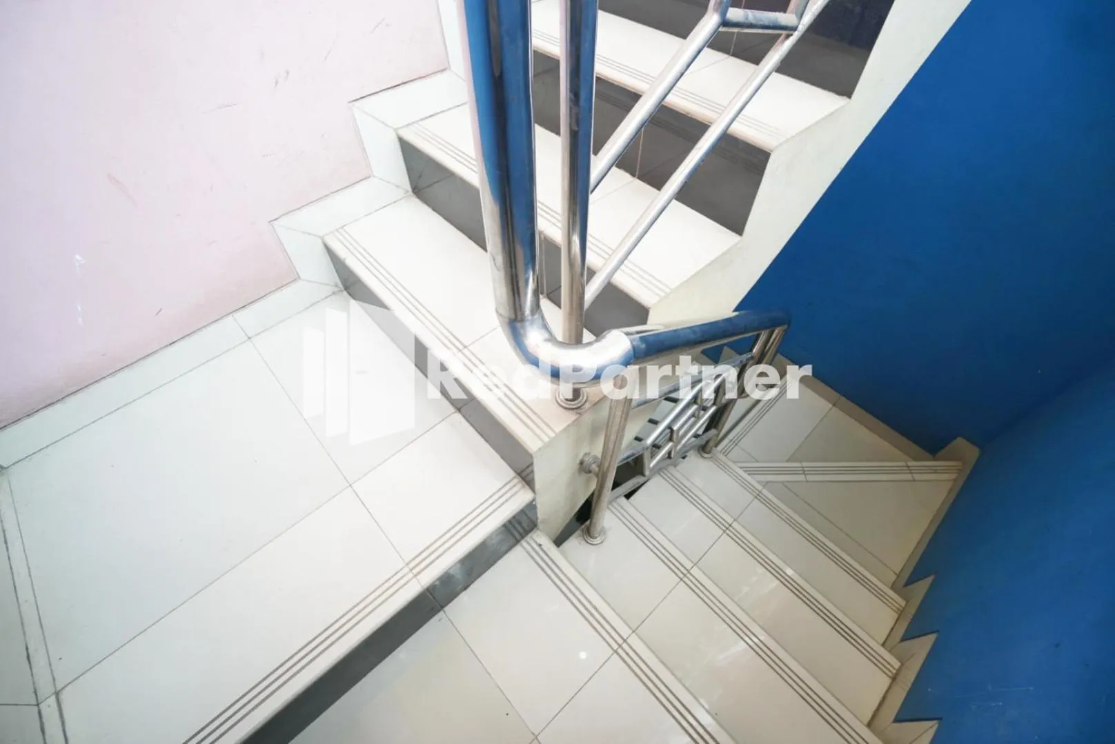 Other in Surabaya Jaya Hotel near Soekarno Hatta Airport Redpartner