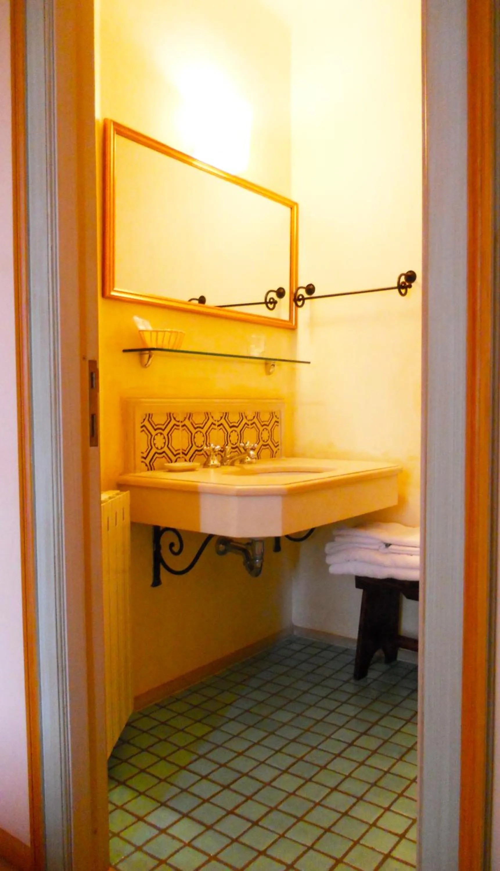 Bathroom in Locanda di Porta Antica