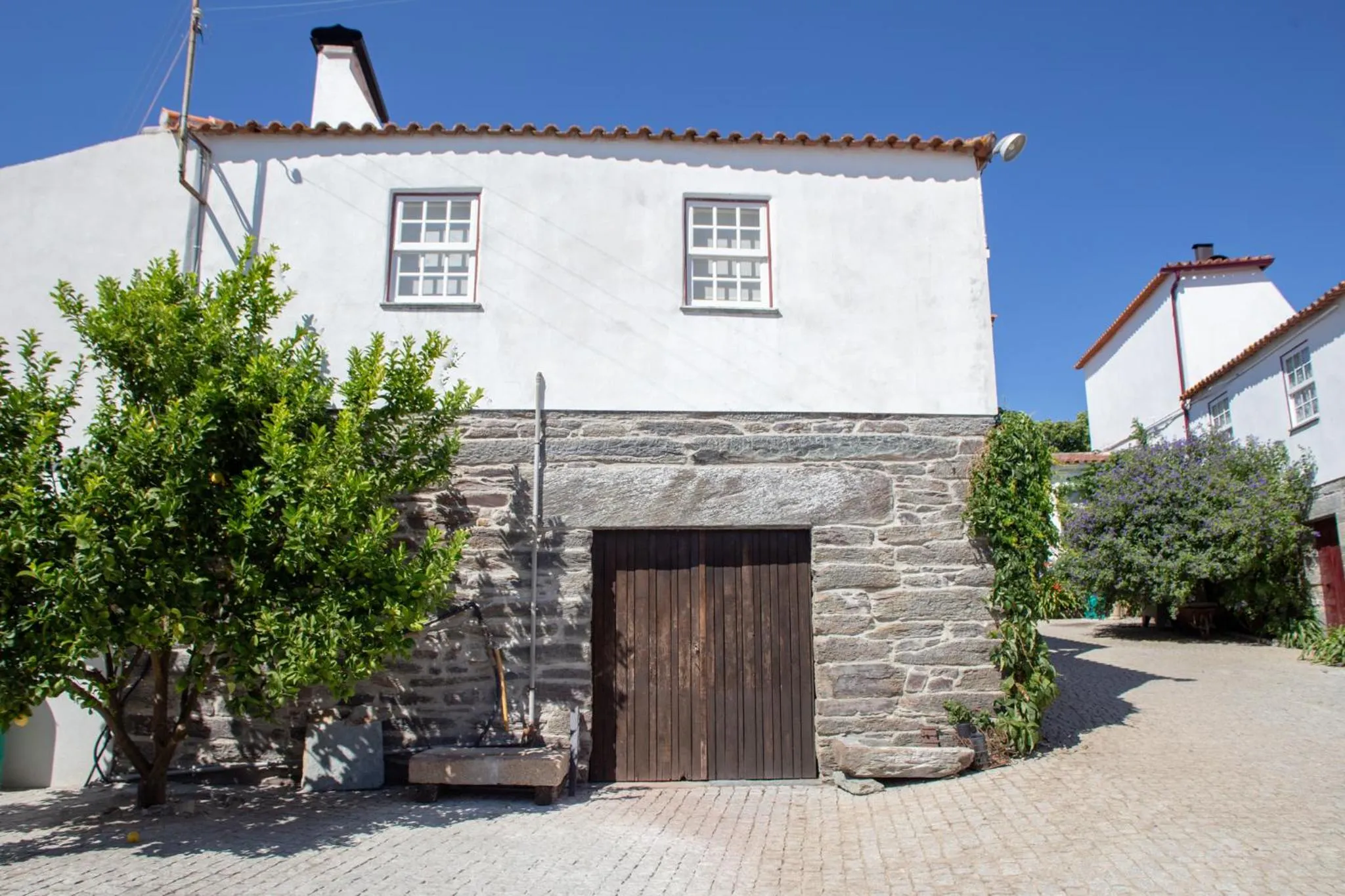 Property building in Quinta Da Estrada Winery Douro Valley