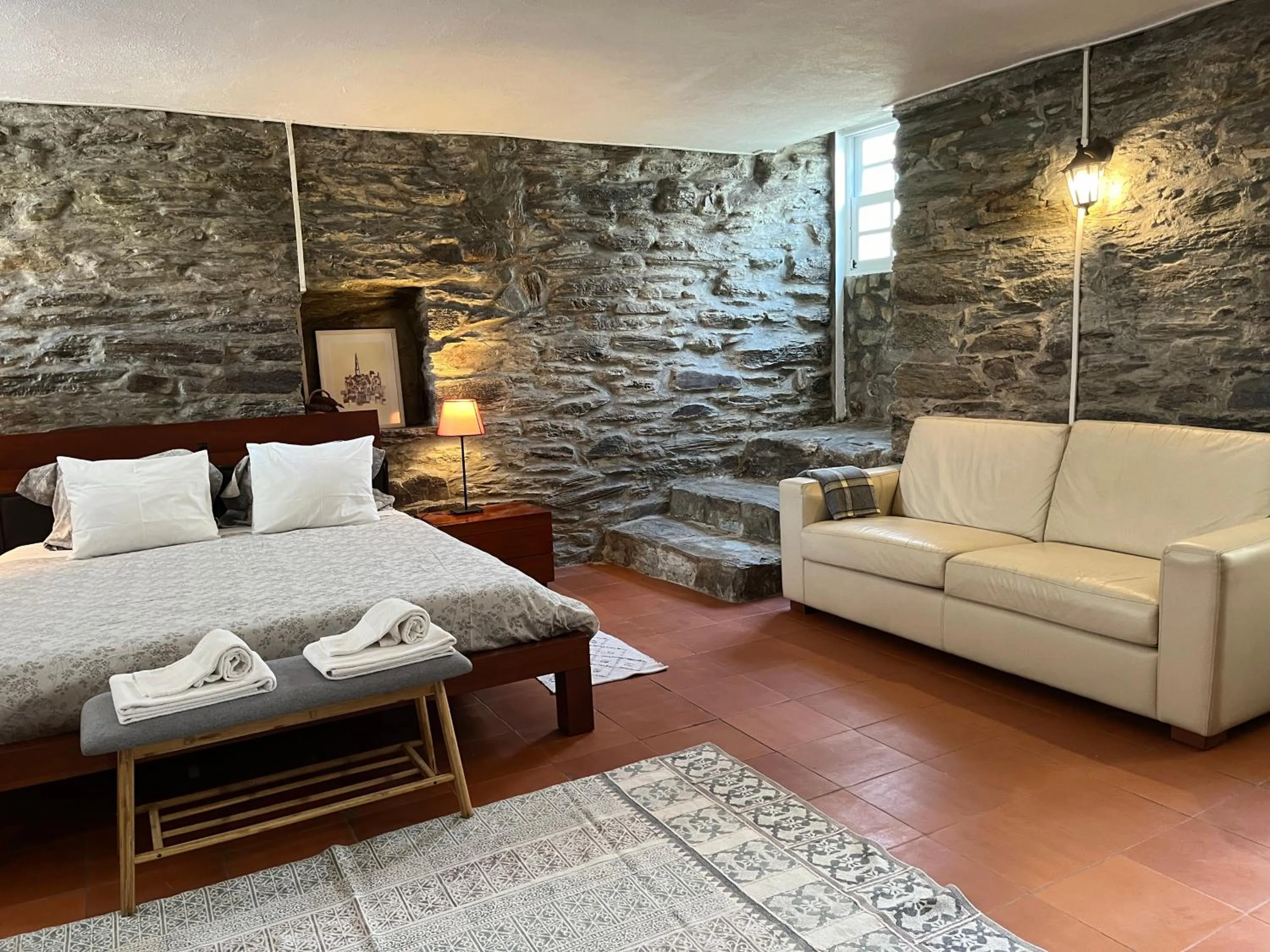 Bed in Quinta Da Estrada Winery Douro Valley