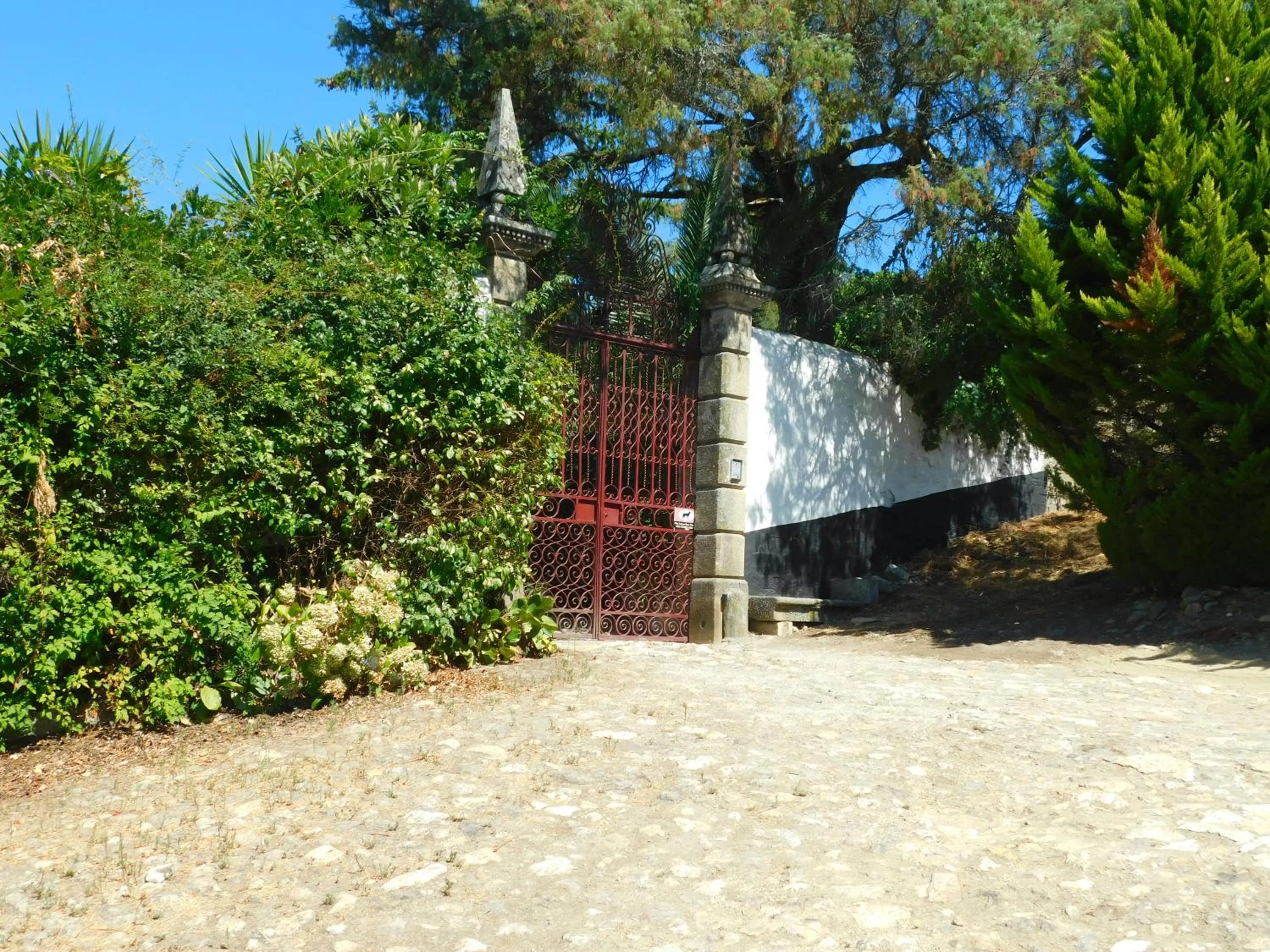 Facade/entrance in Quinta Da Estrada Winery Douro Valley