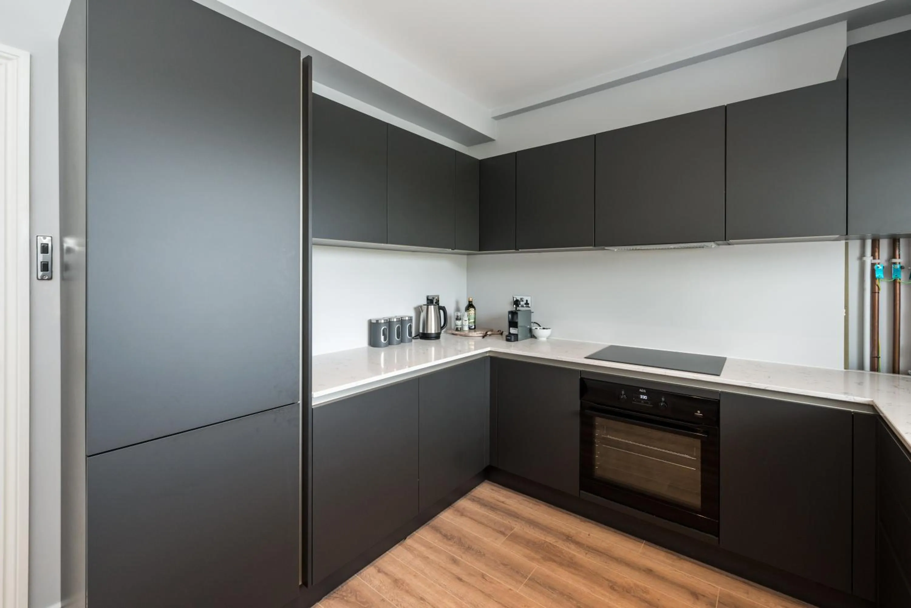 Kitchen or kitchenette in The Carlyle by Nestor