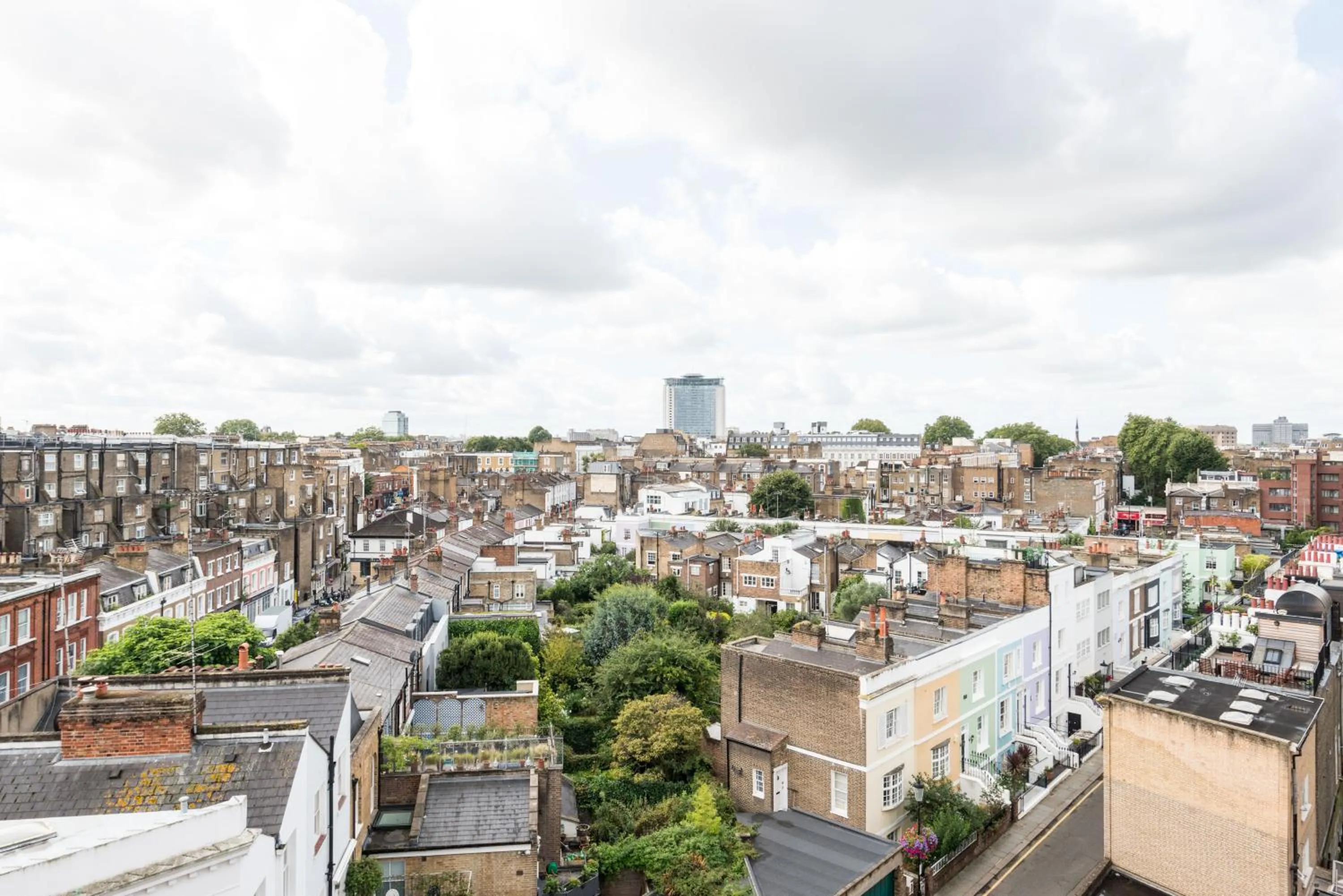 Property building in The Carlyle by Nestor