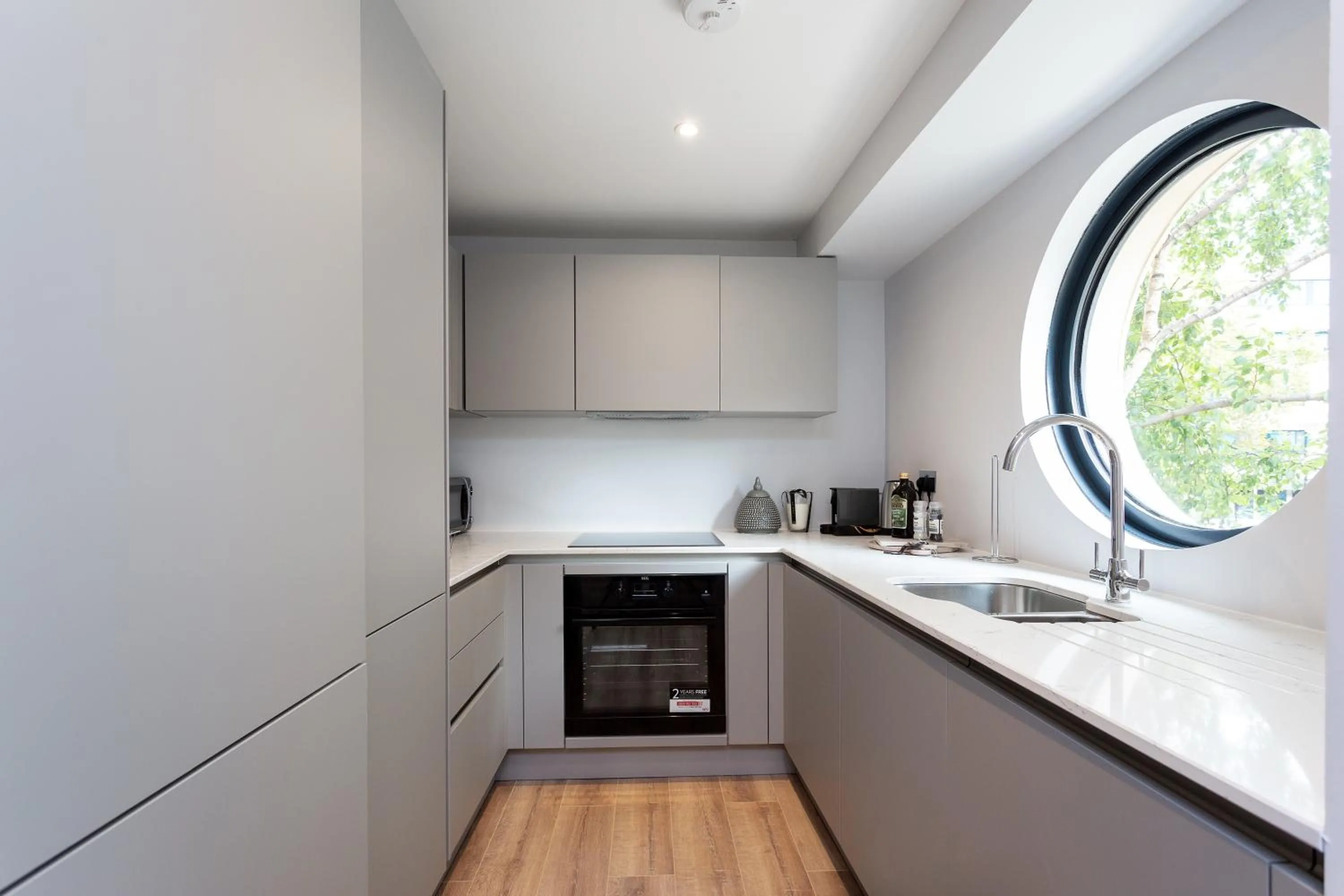 Coffee/tea facilities in The Carlyle by Nestor