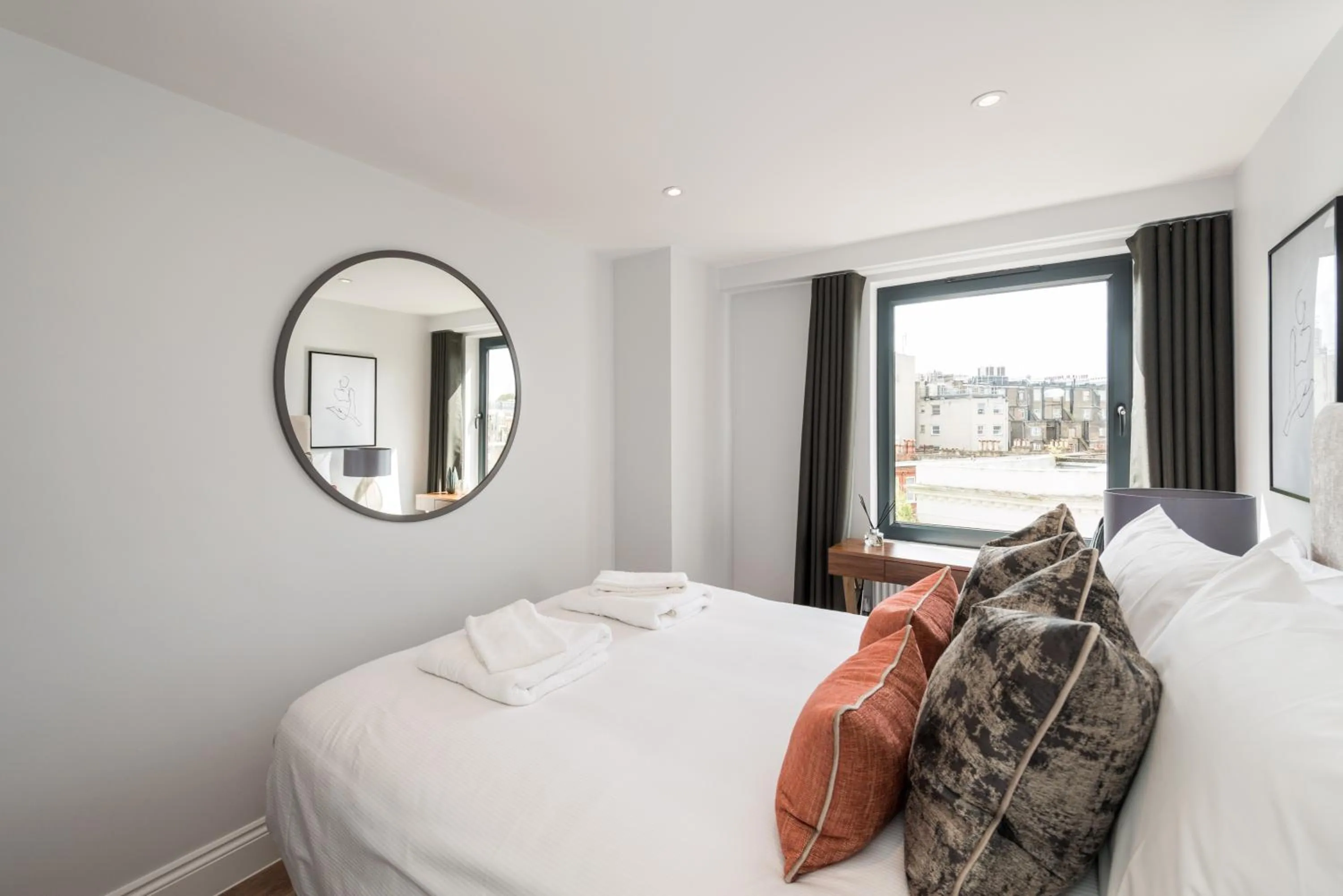 Bed in The Carlyle by Nestor