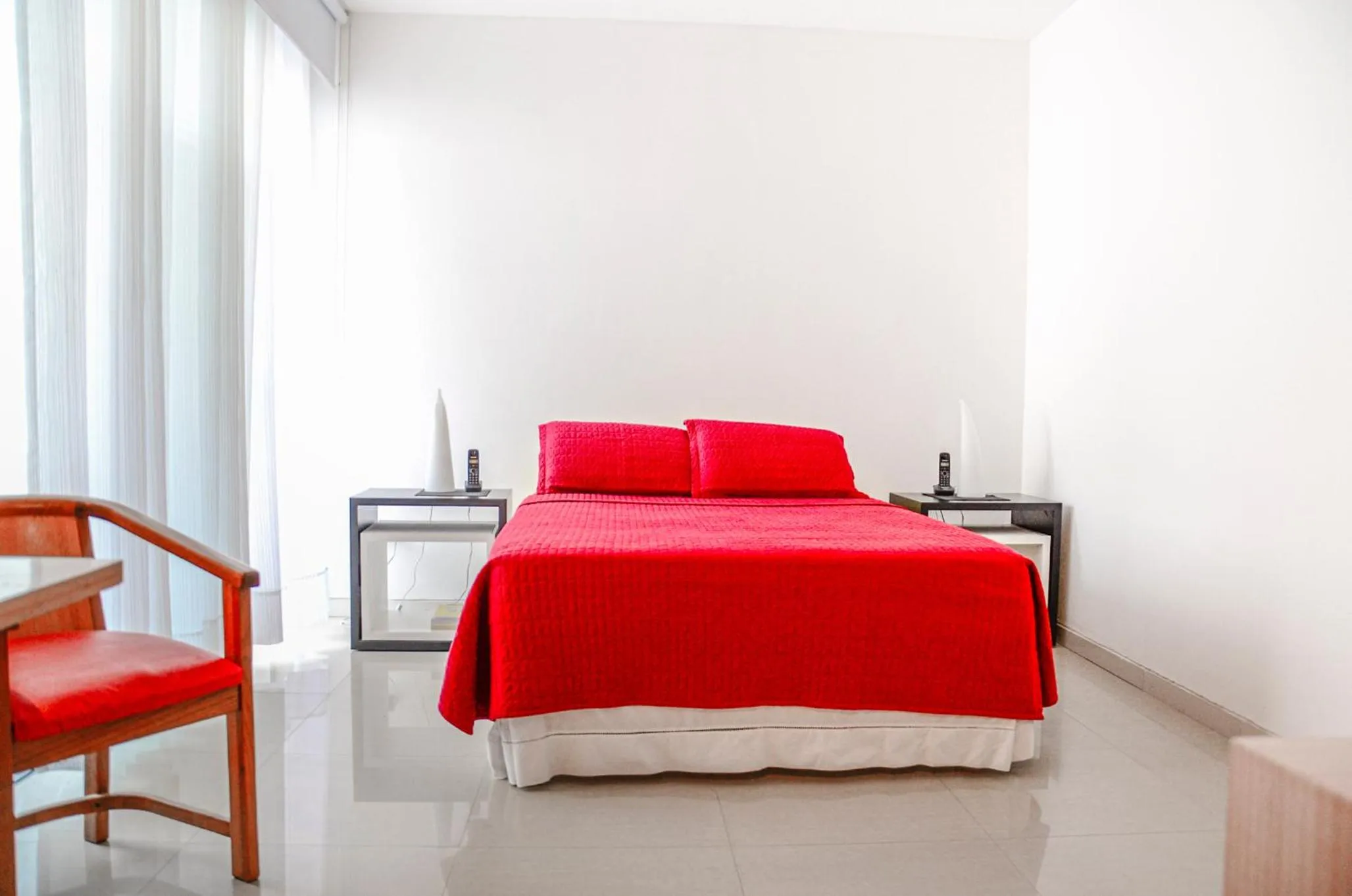 Hotel Senses Equipetrol