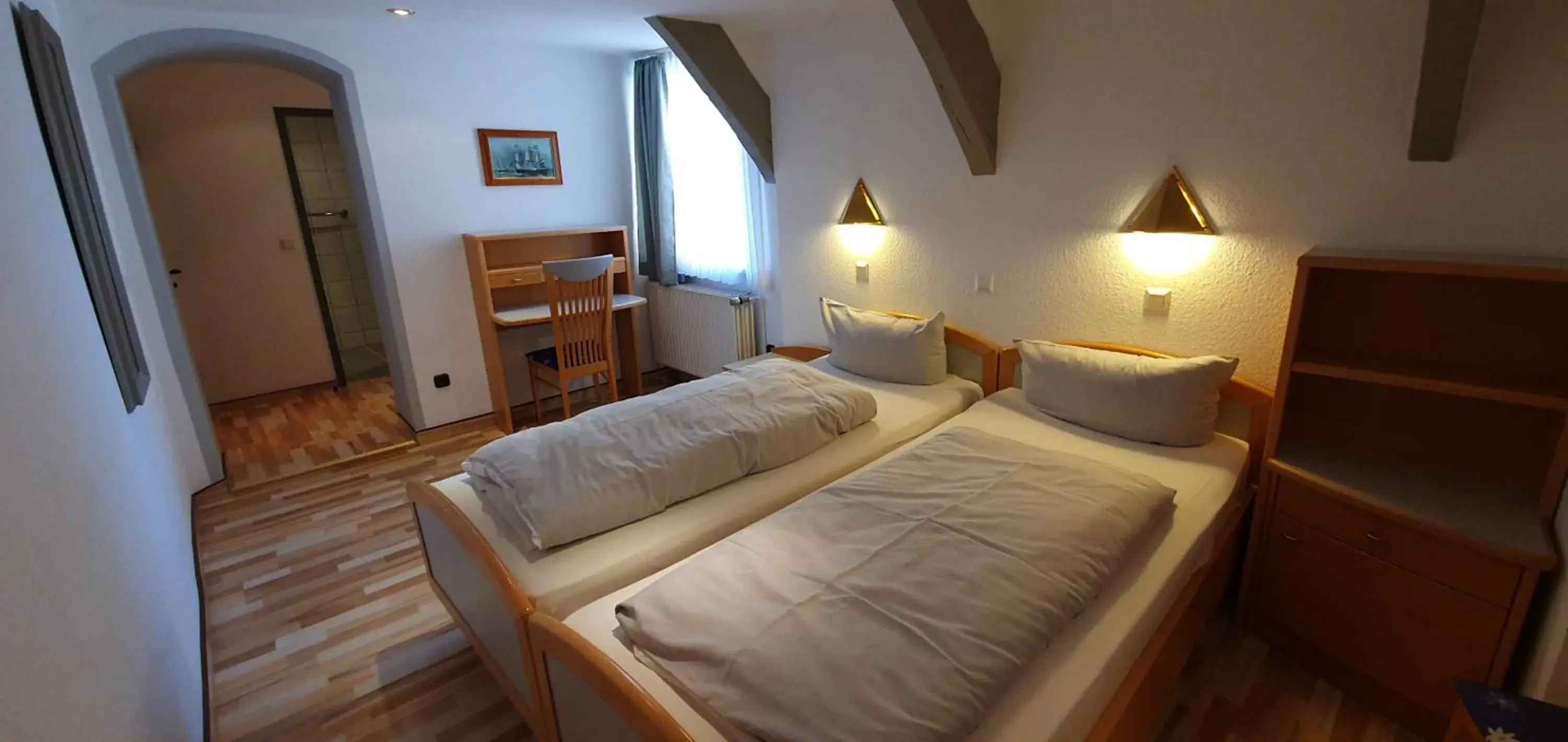 Double Room in Hotel zur Krone Double Room in Hotel zur Krone