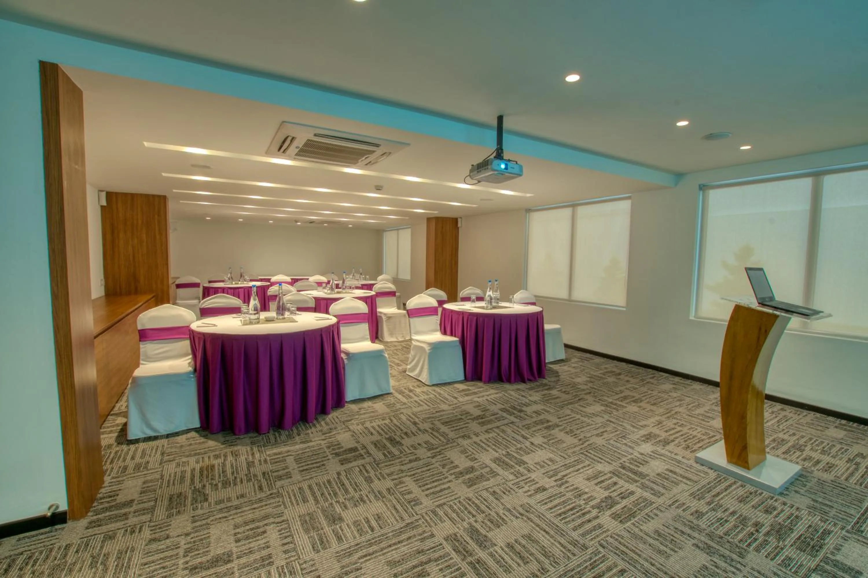 Banquet/Function facilities in Lilac Hotel, 5th Block