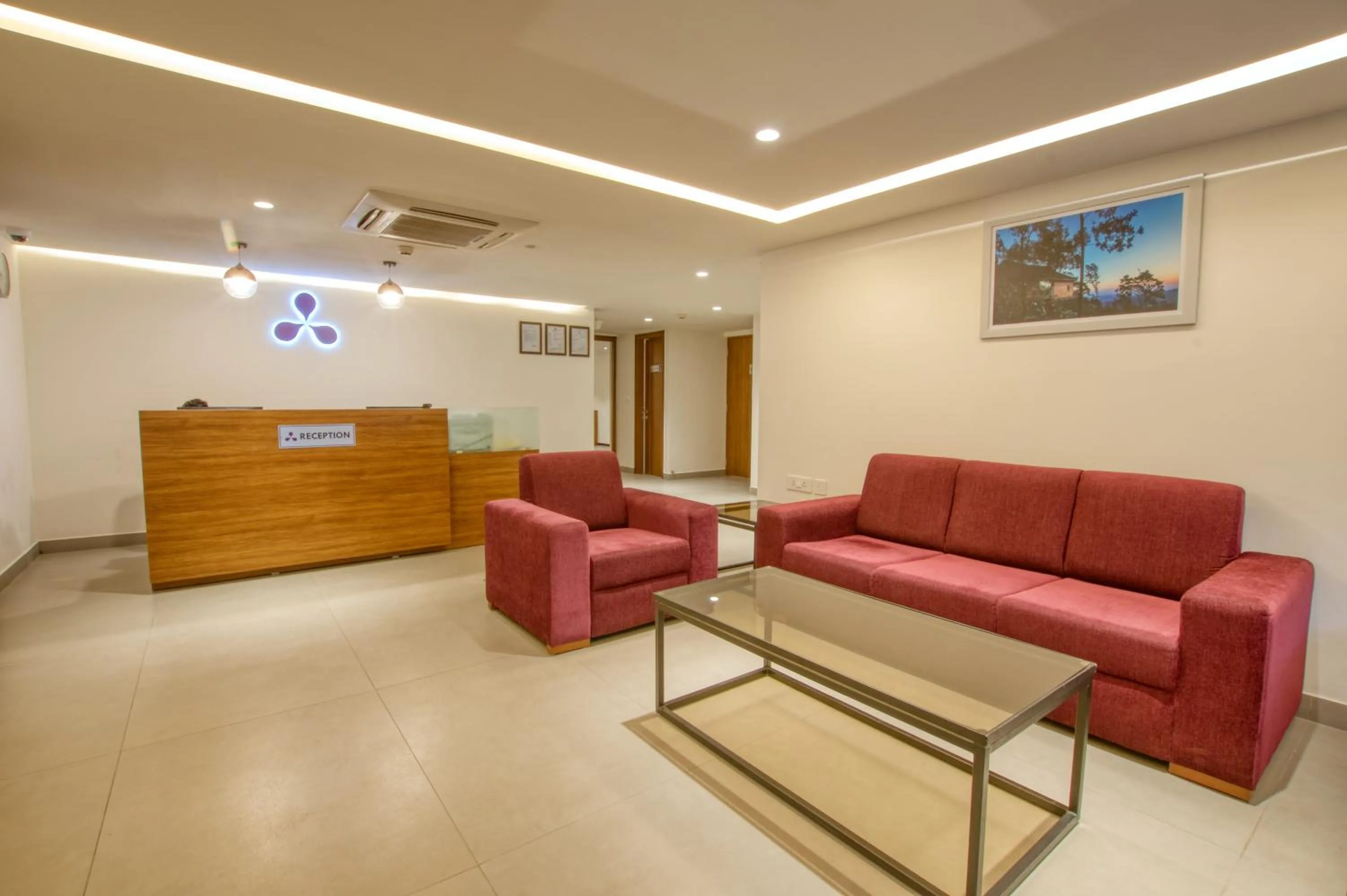 Lobby or reception in Lilac Hotel, 5th Block