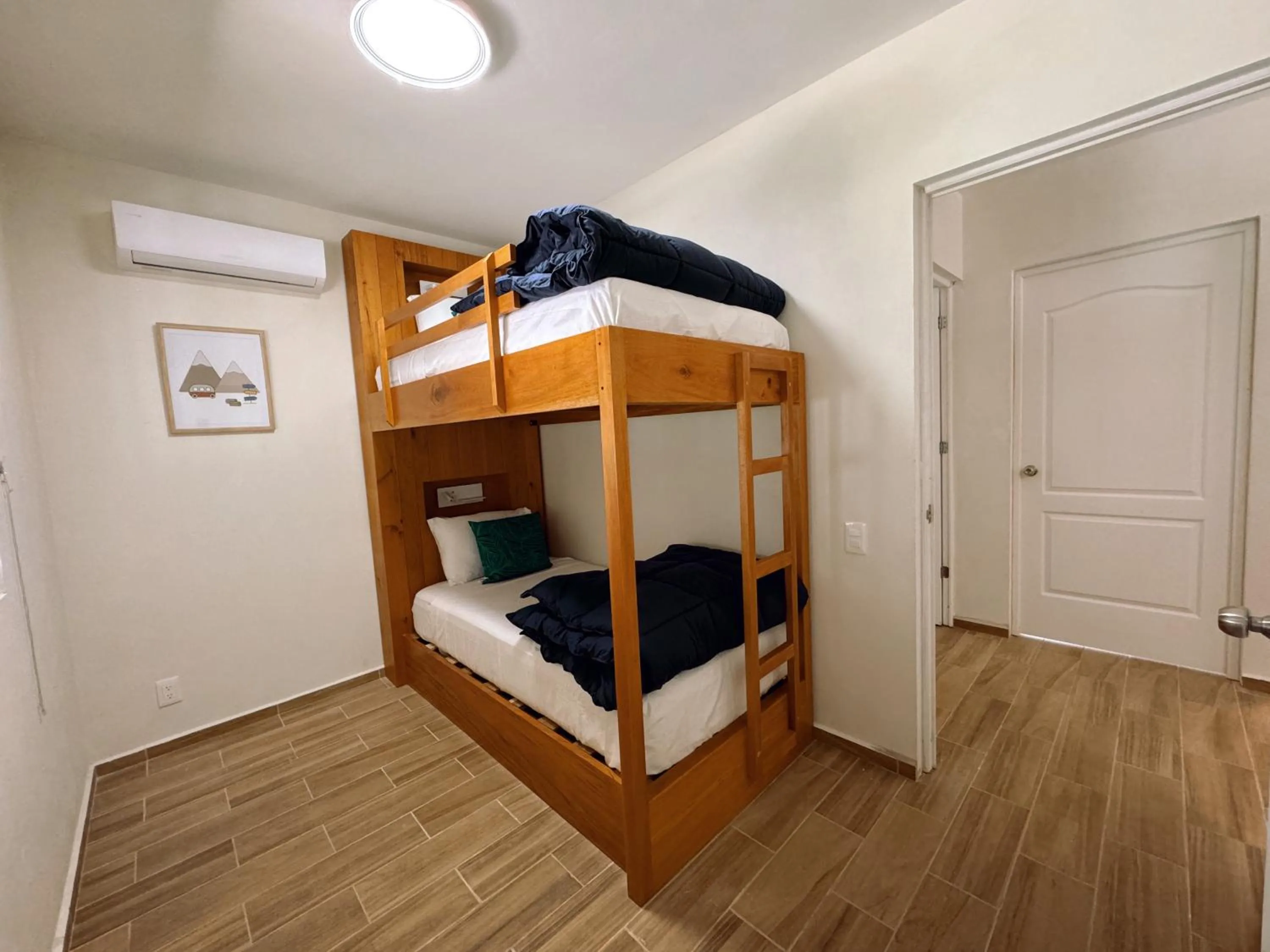 Photo of the whole room, Bed in Casa Kaan Calakmul