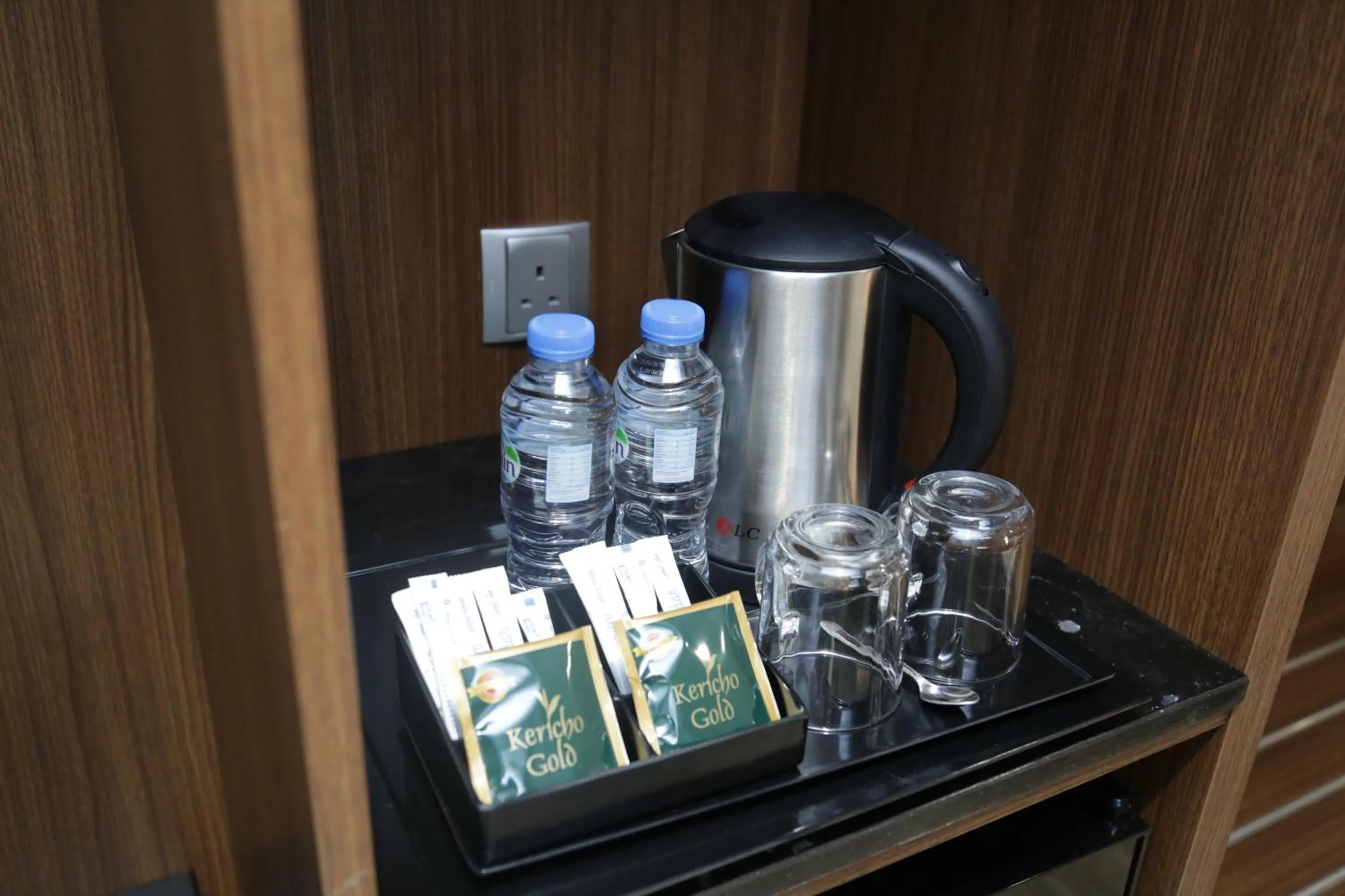 Violet Al Shisha Hotel