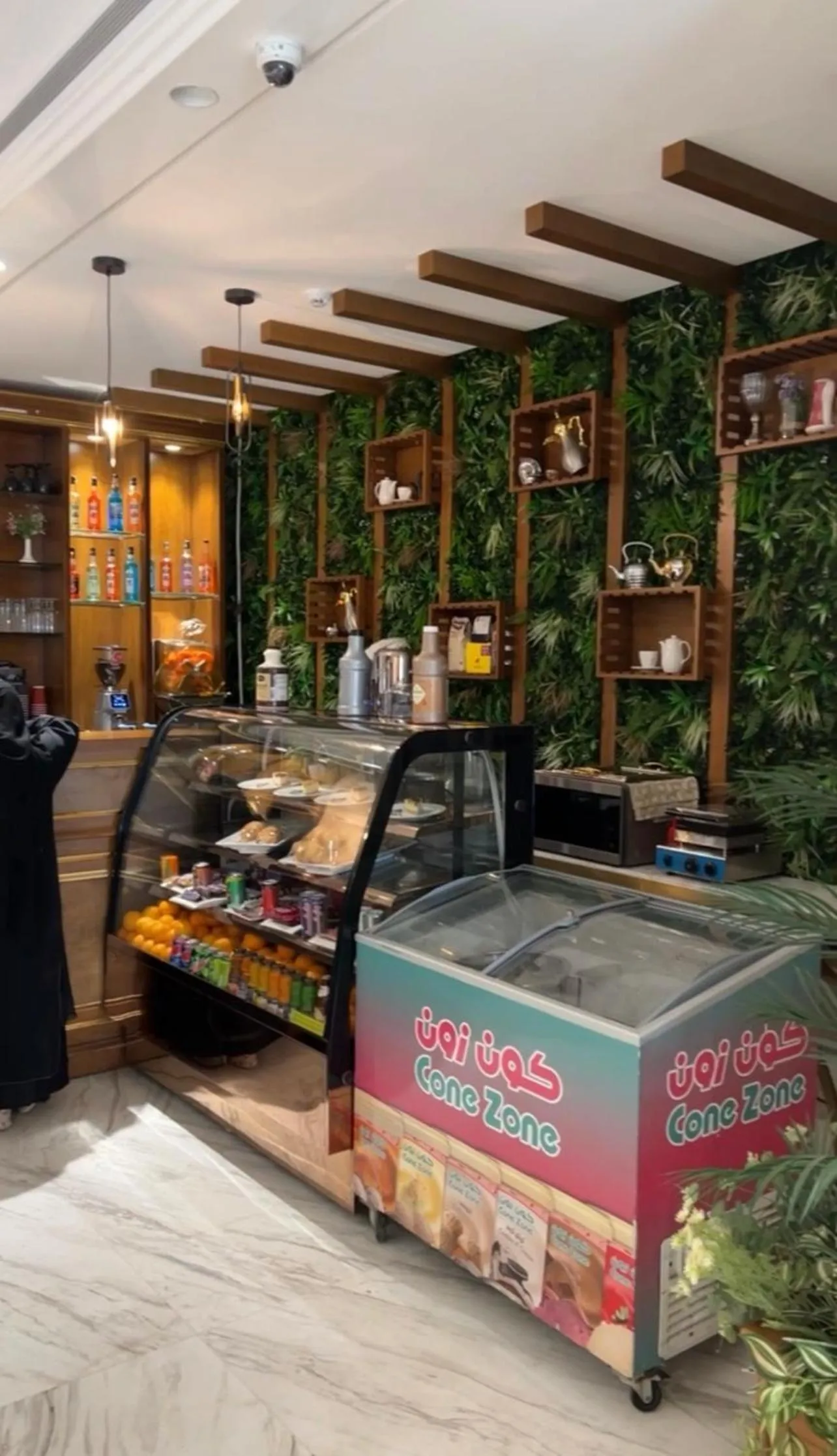 Violet Al Shisha Hotel