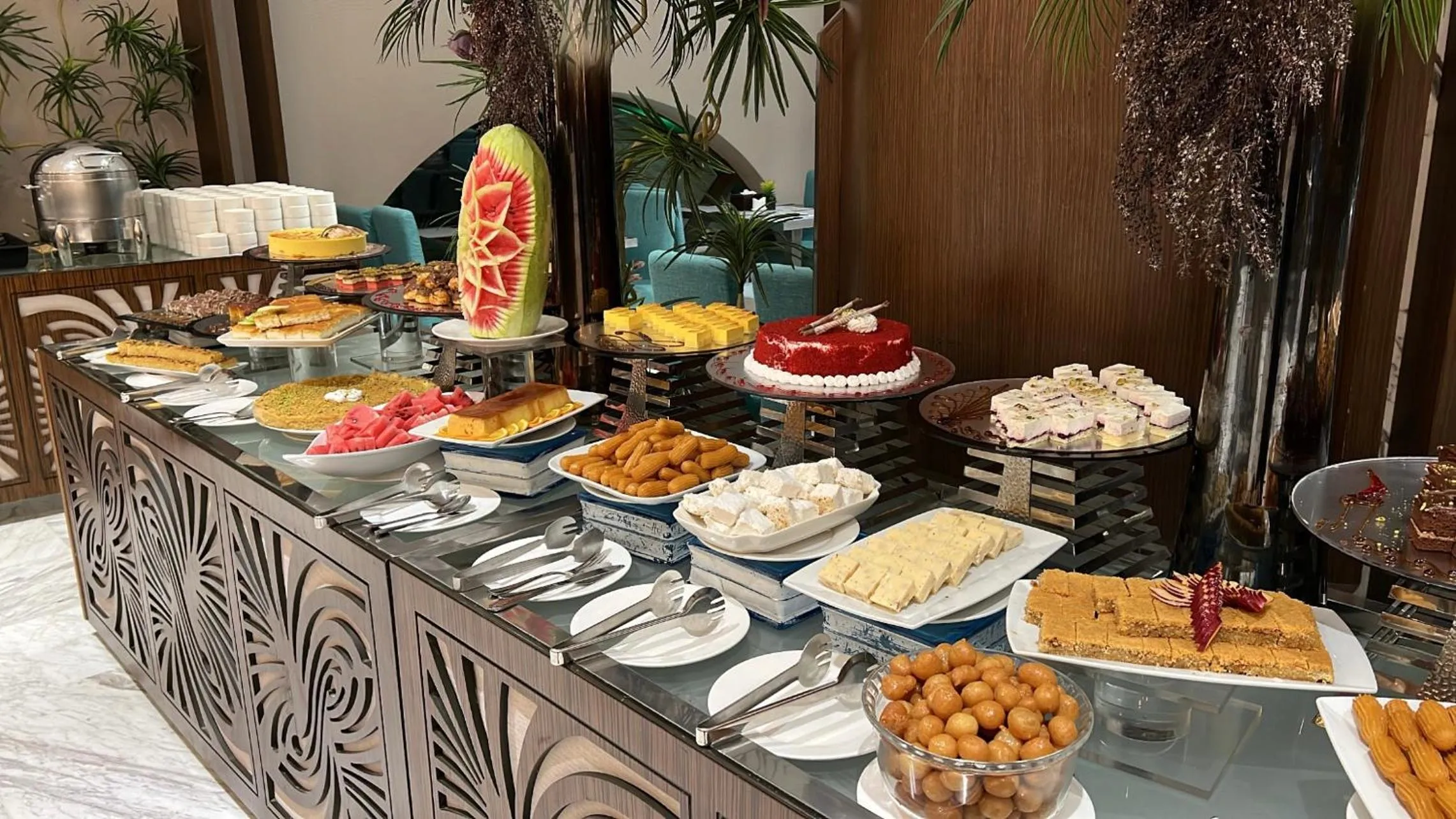 Violet Al Shisha Hotel