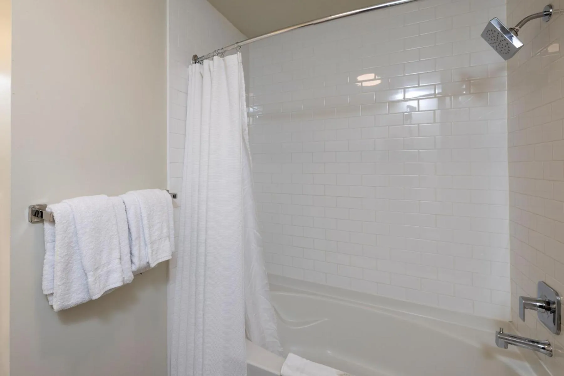 Bathroom in Rocky Crest Golf Resort