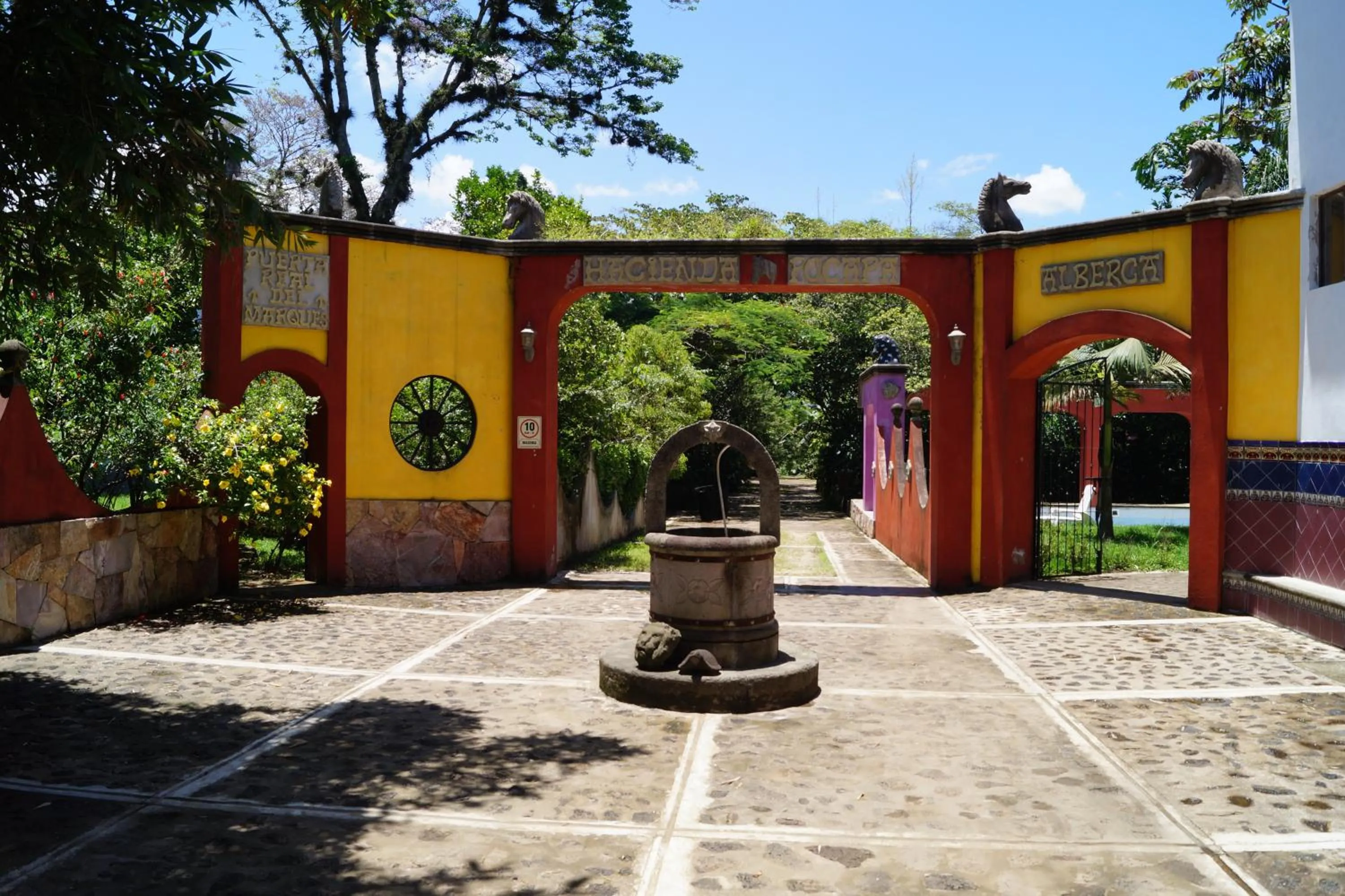 Hotel Hacienda Xico Inn