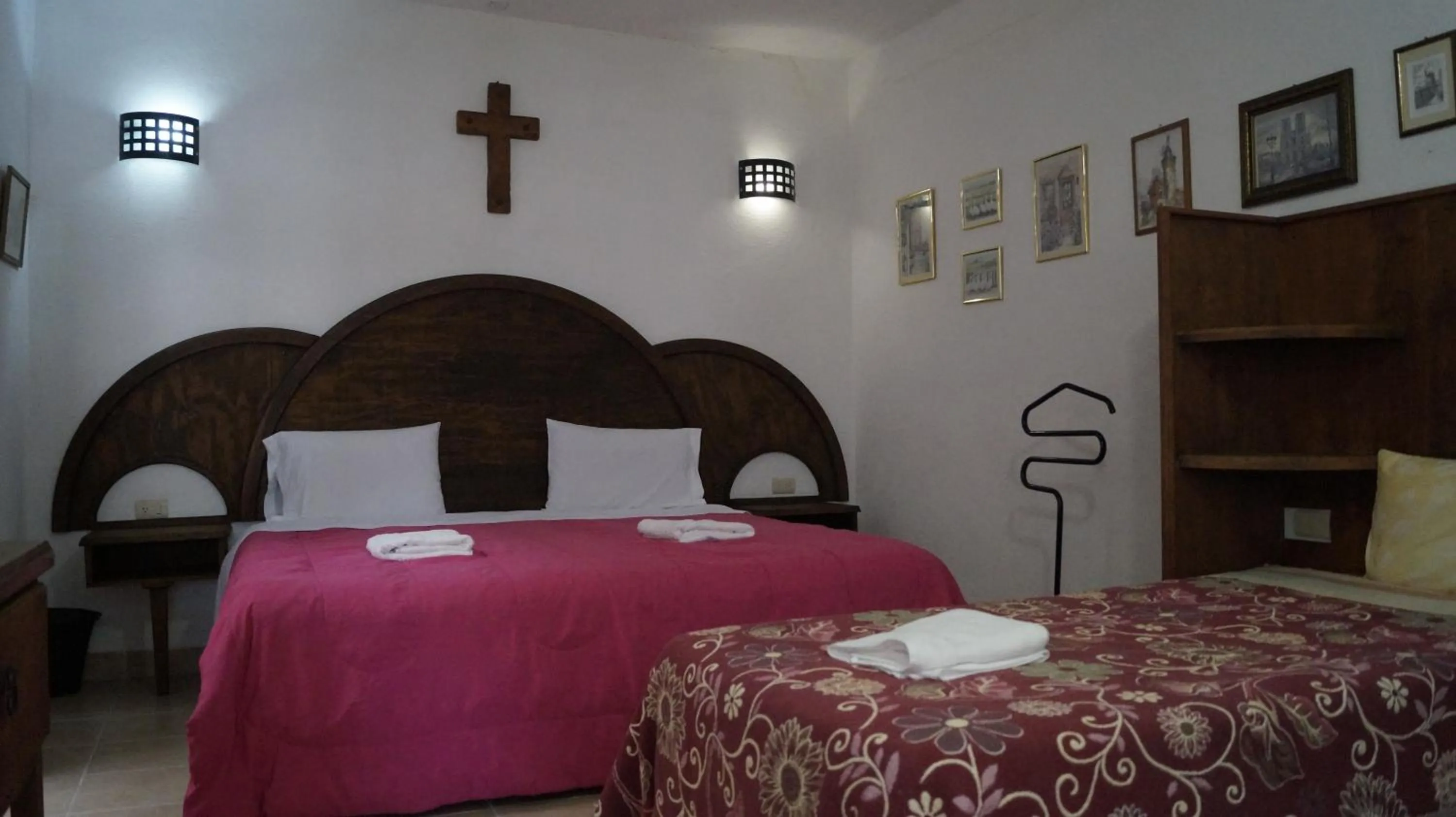 Bed in Hotel Hacienda Xico Inn