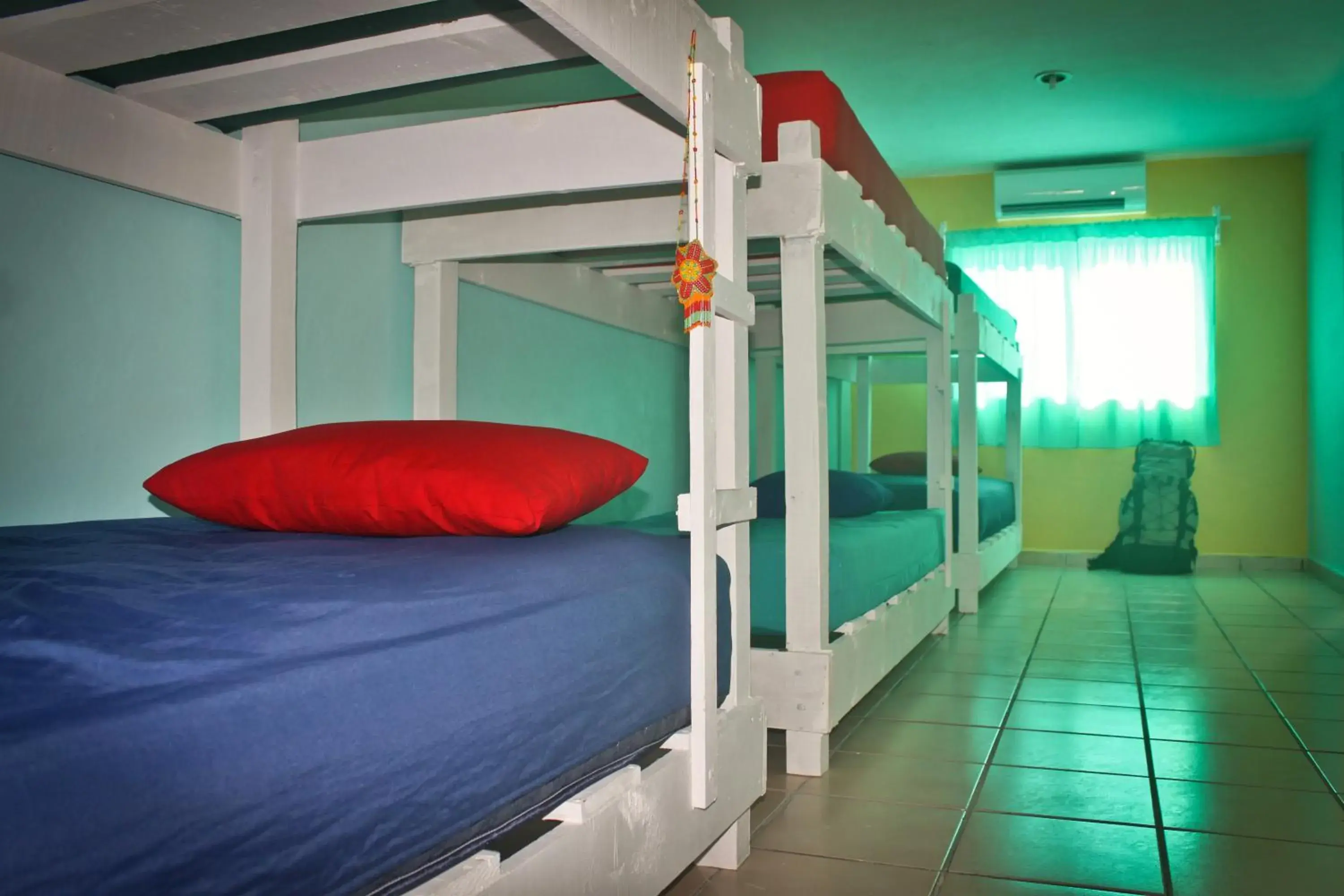 Bed in 10-Bed Mixed Dormitory Room in Tres Mundos Hostel Bed in 10-Bed Mixed Dormitory Room in Tres Mundos Hostel