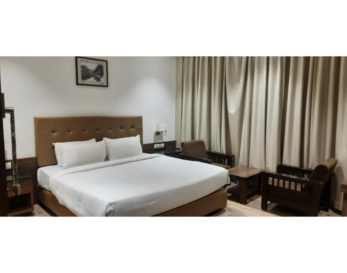 Bed in The Byke Suraj Club, Junagadh