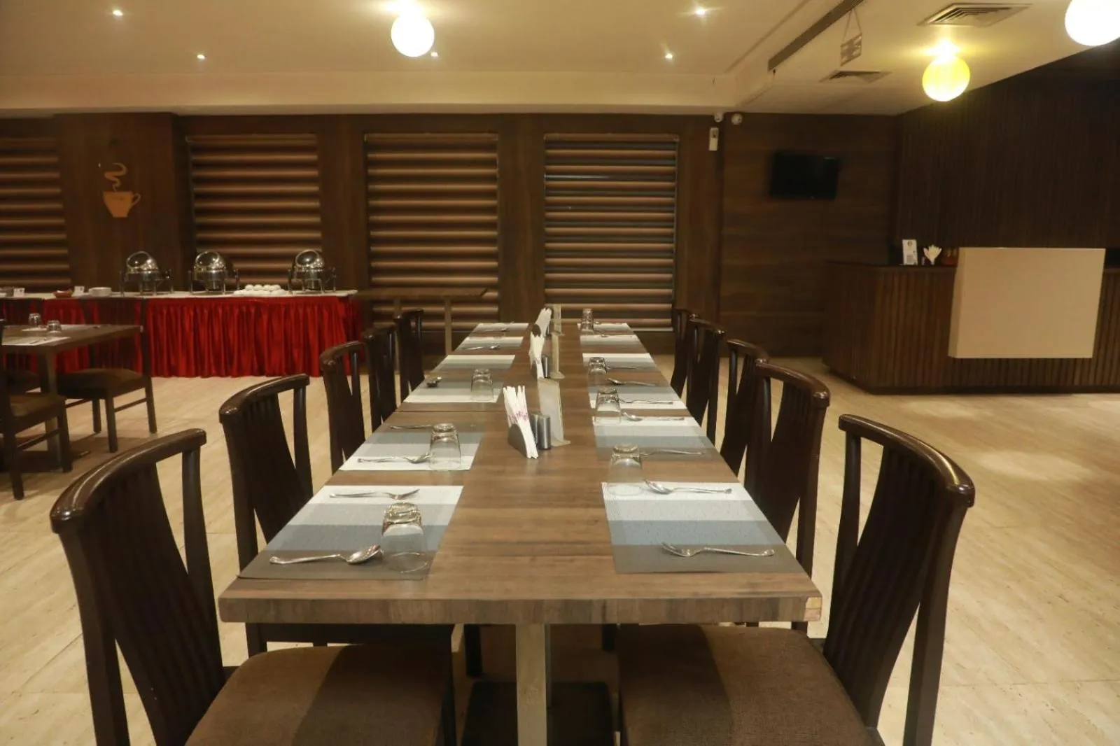 Restaurant/places to eat in The Byke Suraj Club, Junagadh