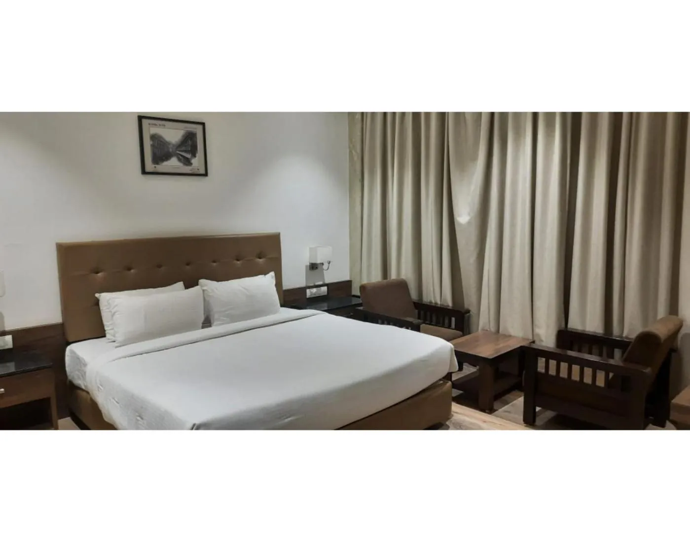 Bed in The Byke Suraj Club, Junagadh