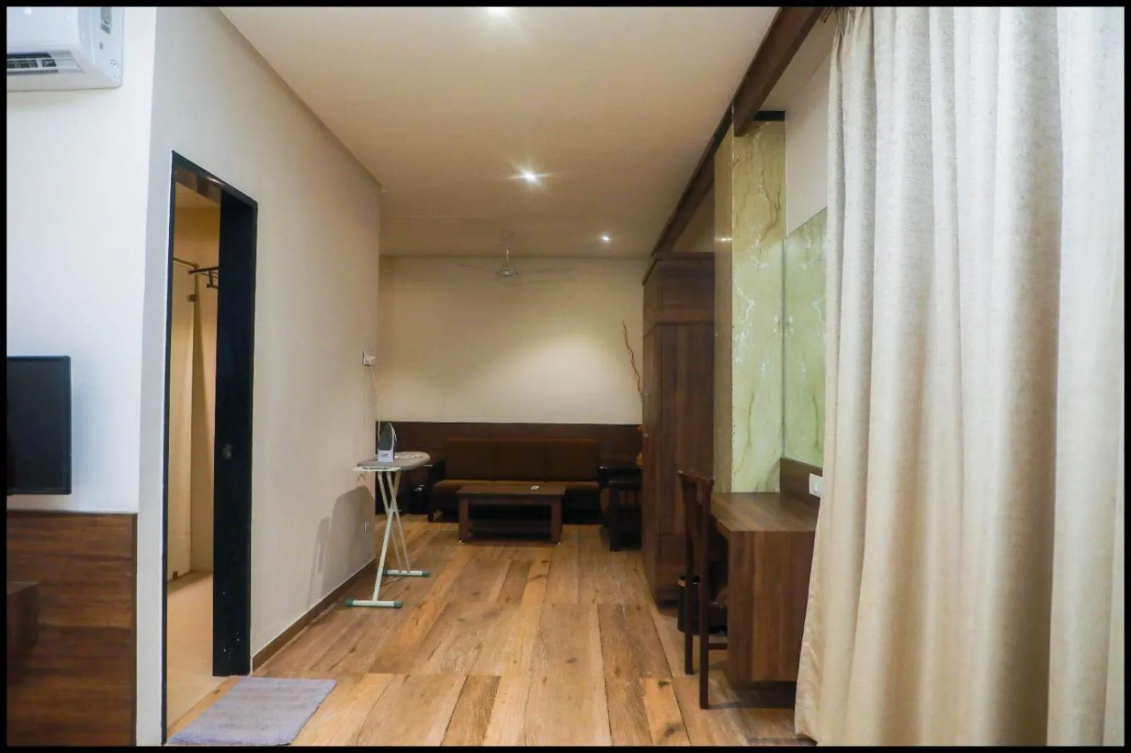 Seating area in The Byke Suraj Club, Junagadh