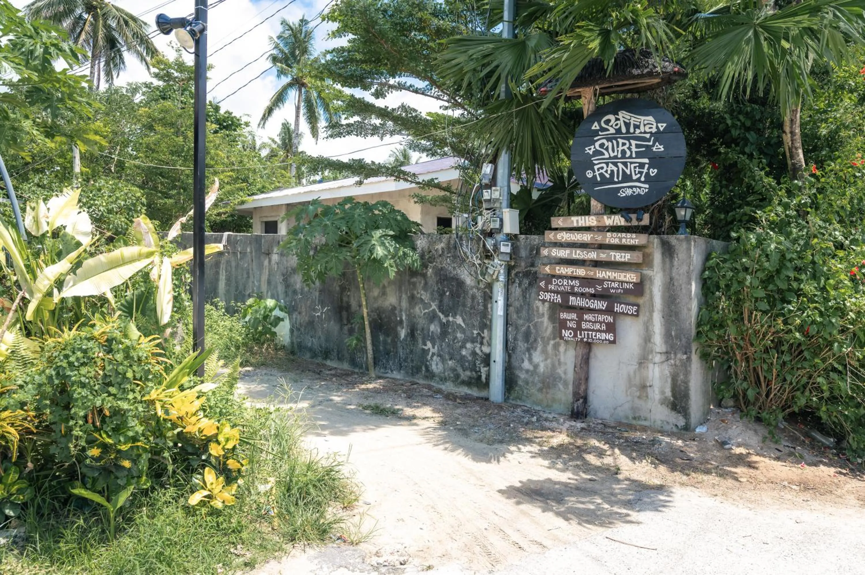 Facade/entrance in Soffta Surf Ranch