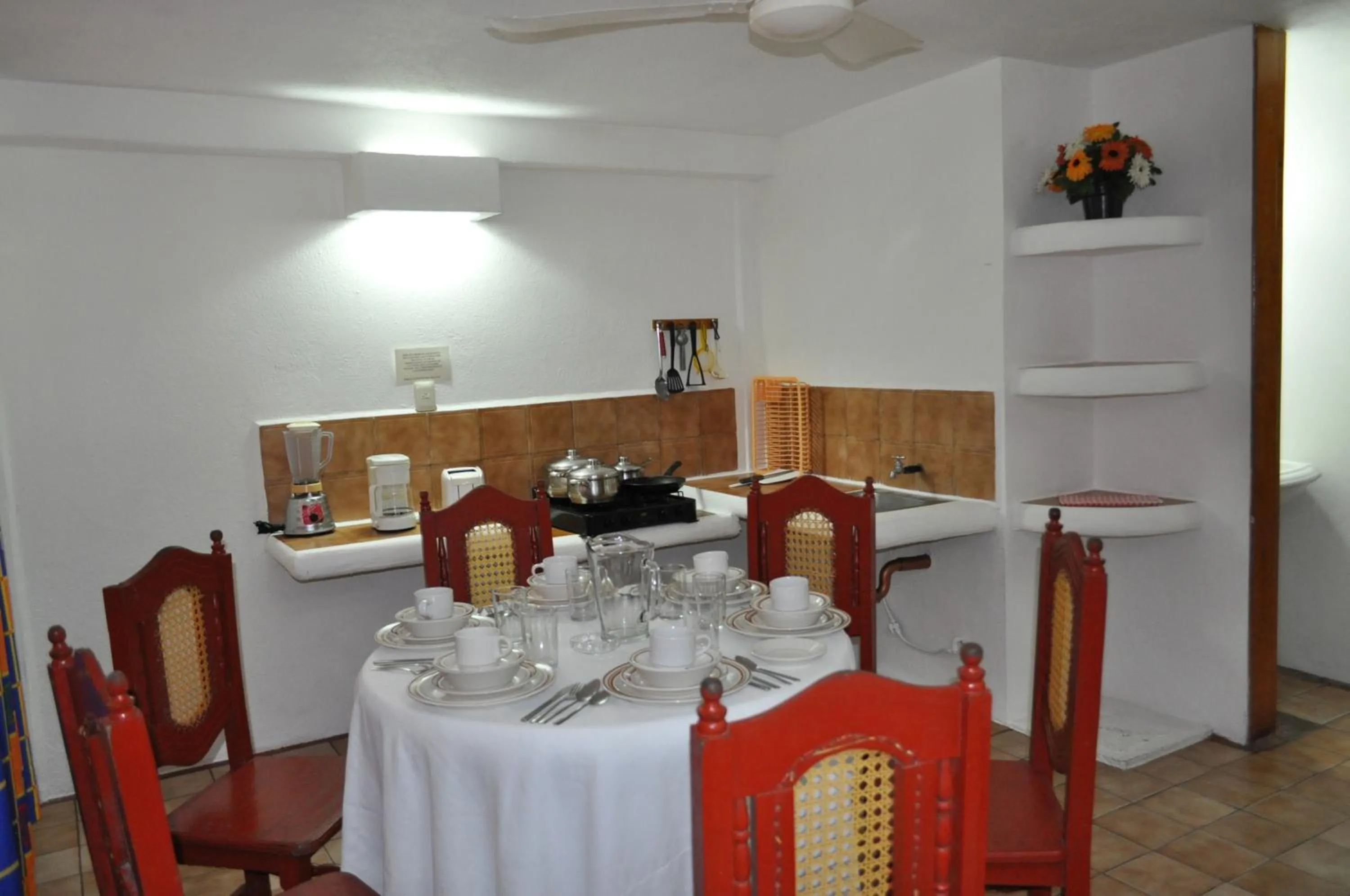 Dining area in Canadian Resort Veracruz