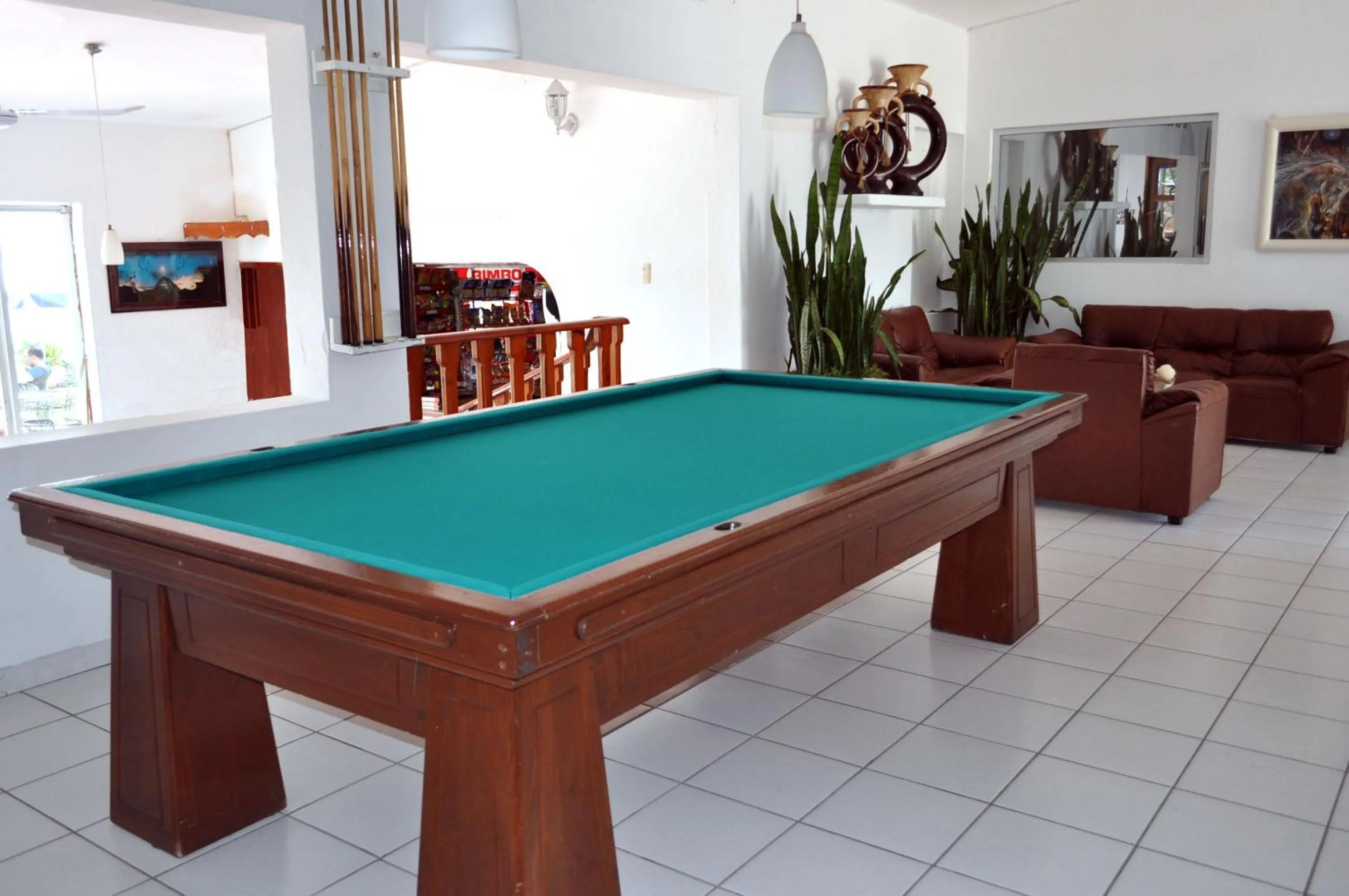 Billiard in Canadian Resort Veracruz