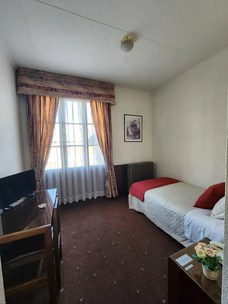 Bed in Hotel Mercurio