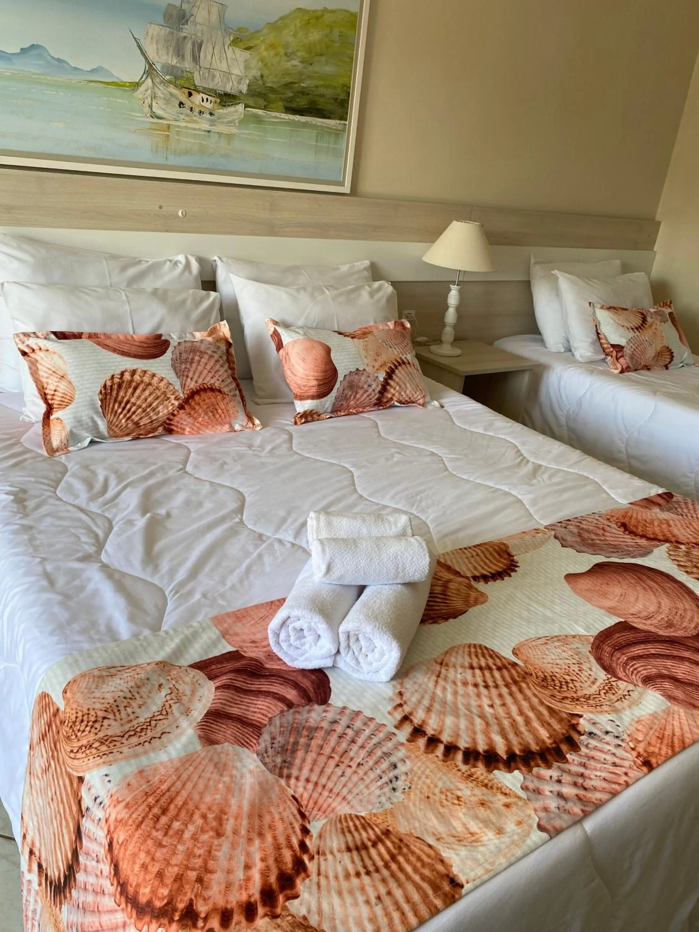 Bedroom, Bed in Hotel Mares do Sul