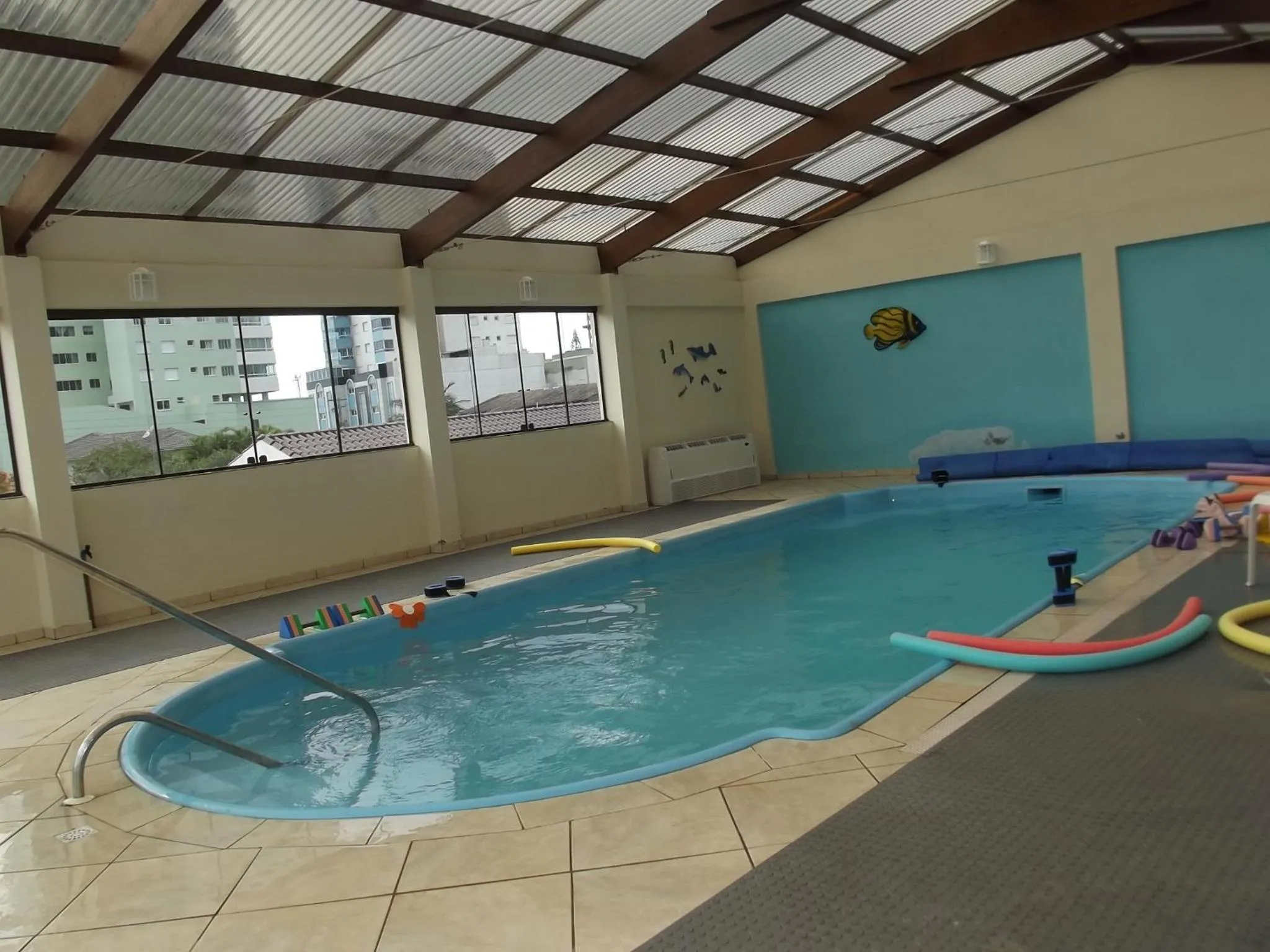 Swimming pool in Hotel Mares do Sul