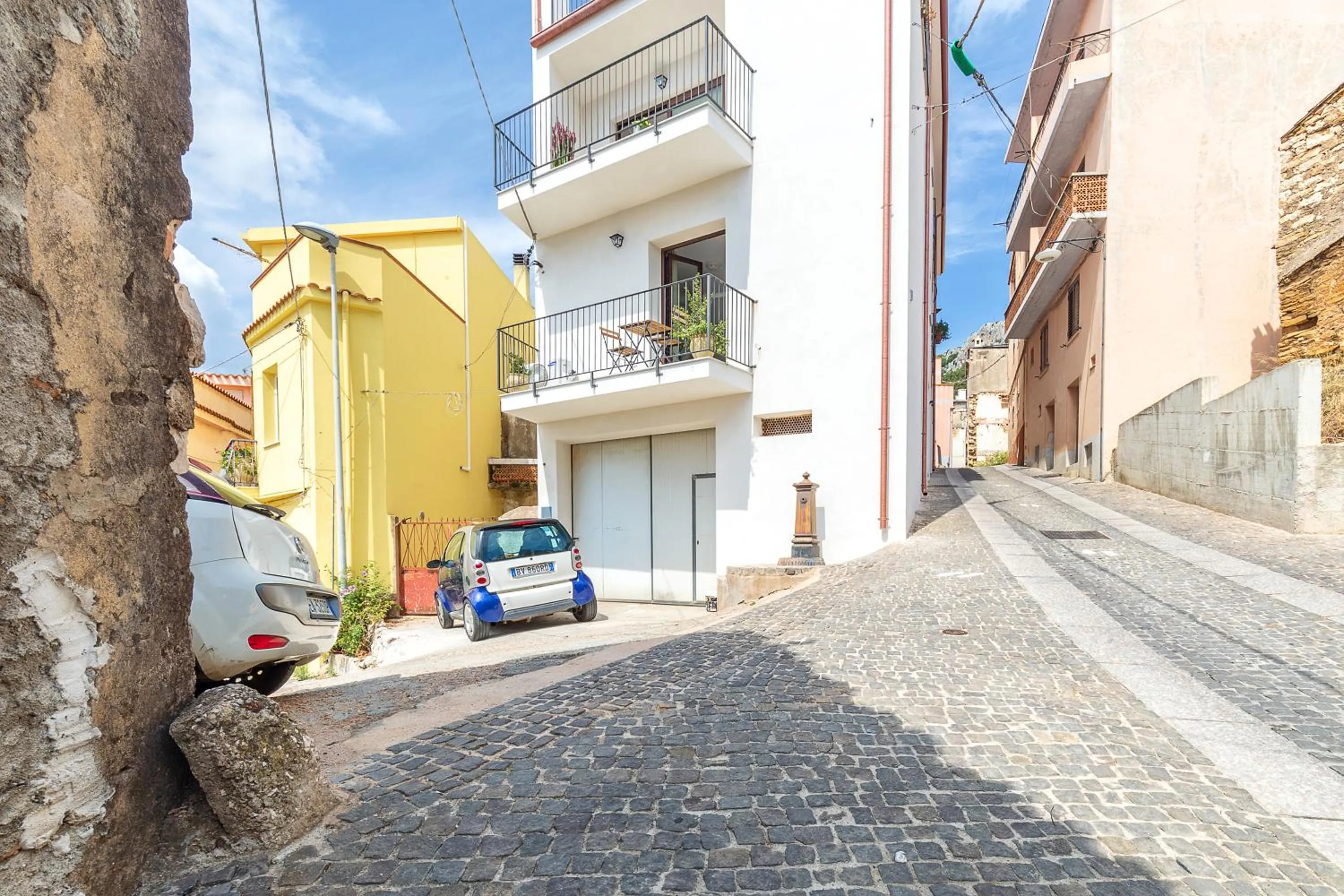 Property building in Elune B&B