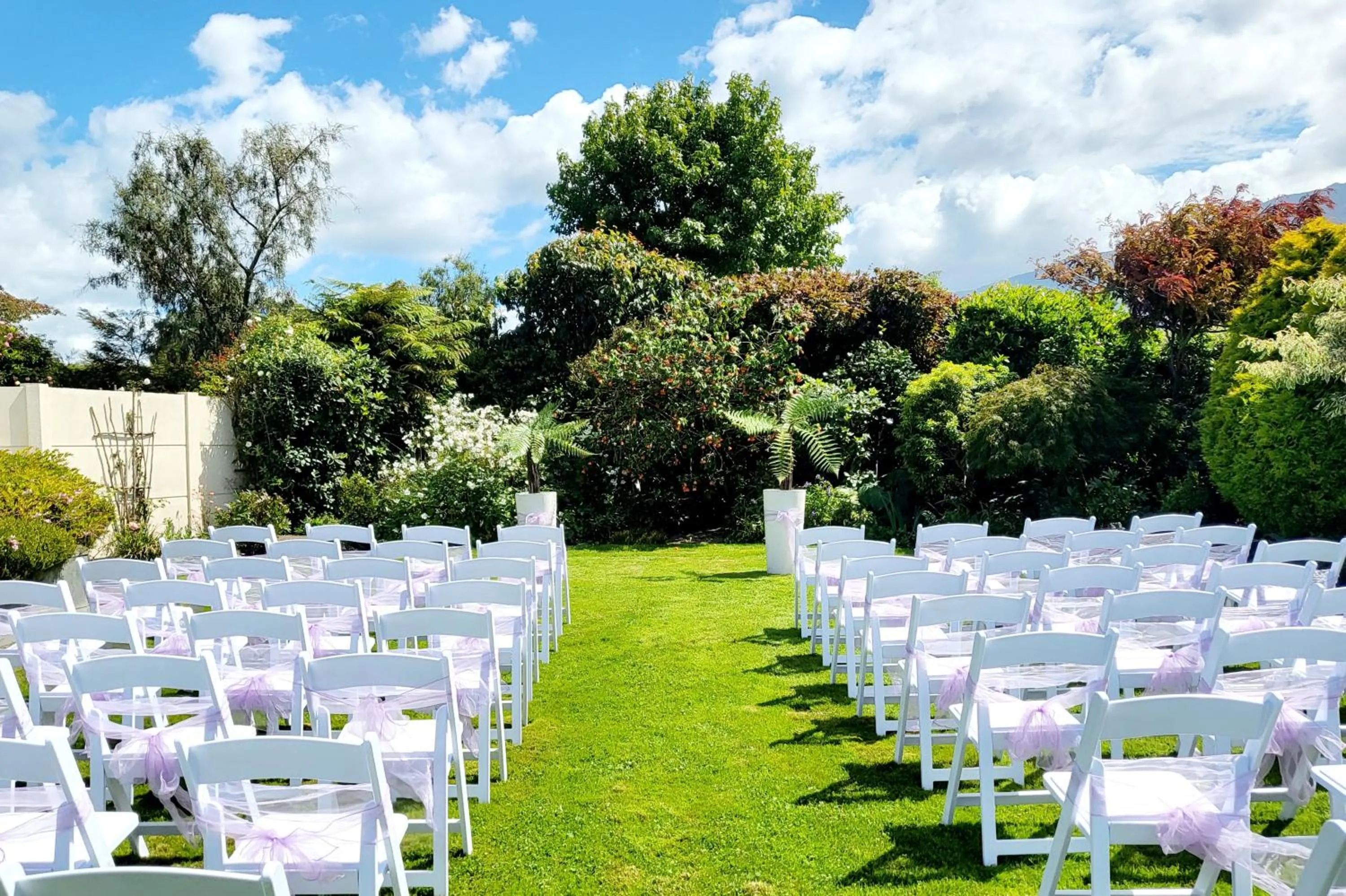 wedding in Te Mahuru Retreat