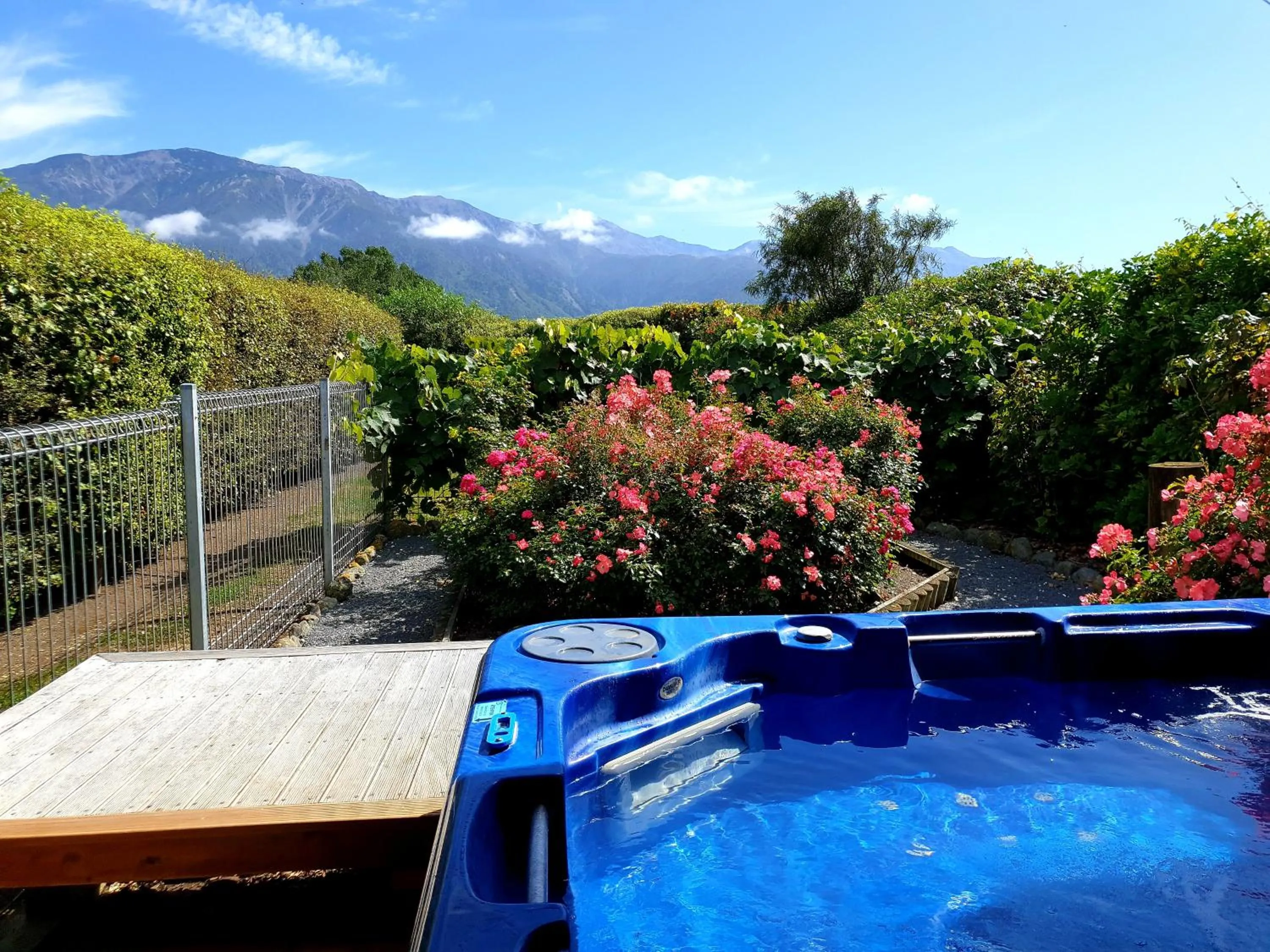 Hot Tub in Te Mahuru Retreat