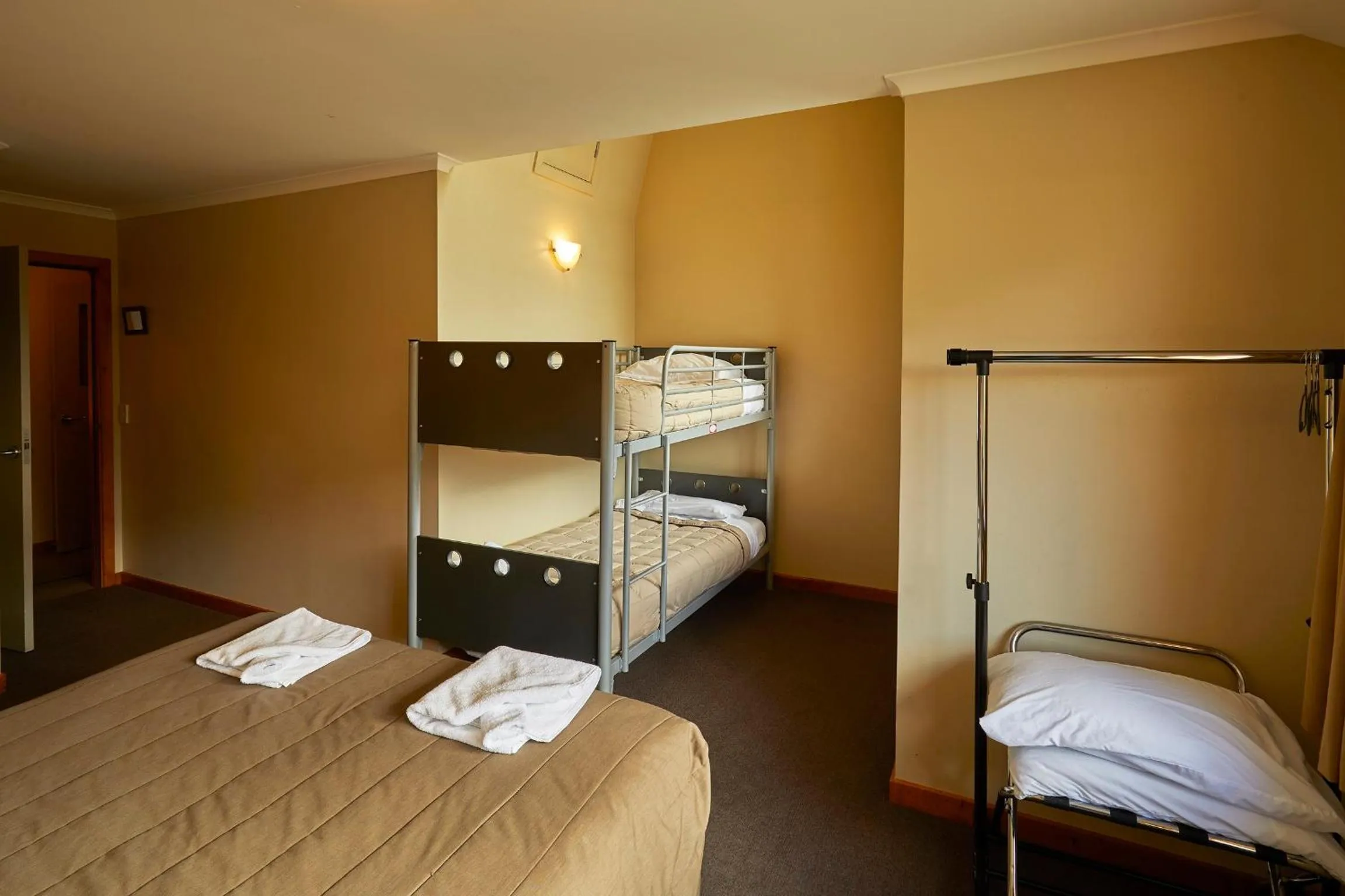 bunk bed, Bed in Aoraki Mount Cook Alpine Lodge