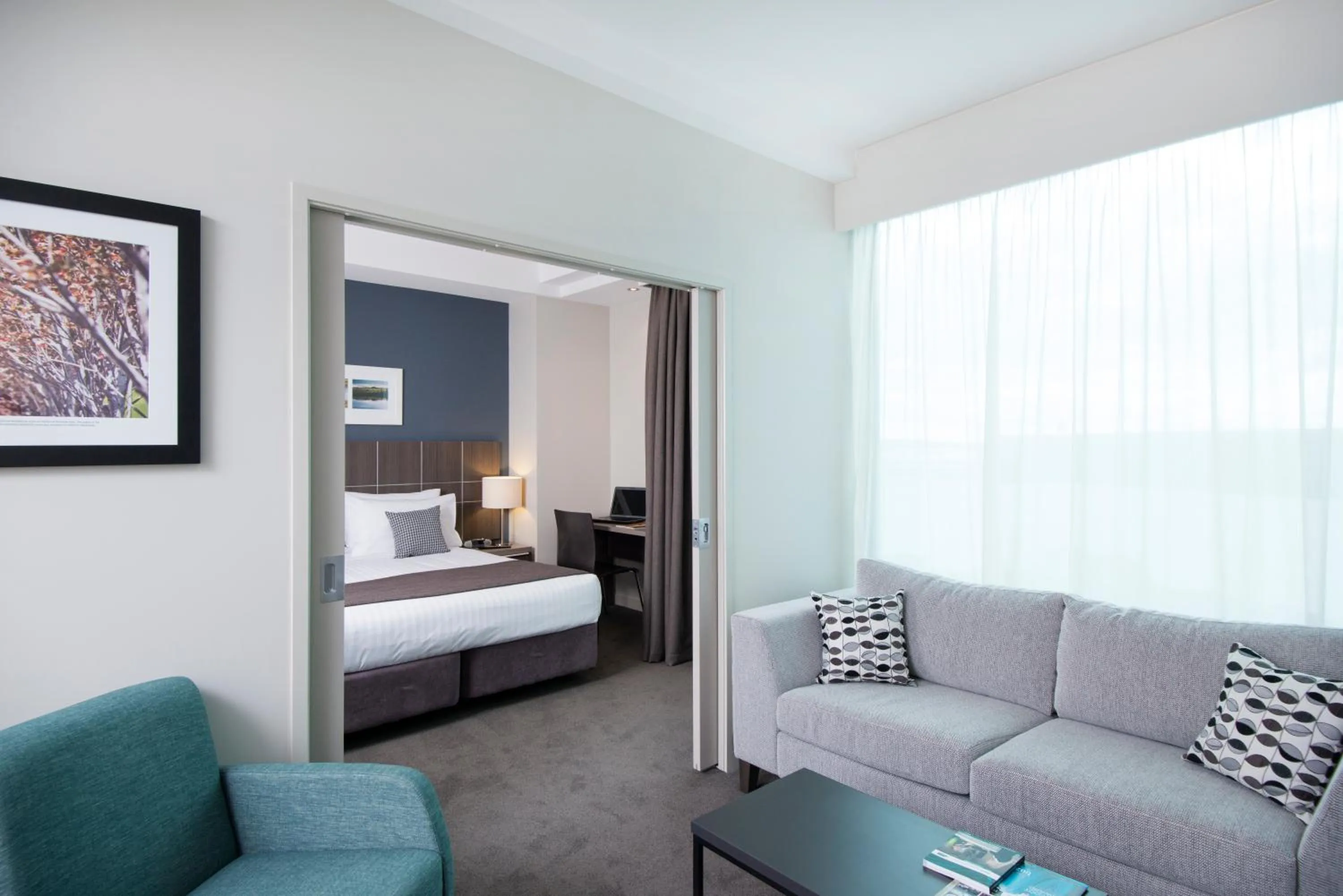 Living room, Bed in Quest Highbrook