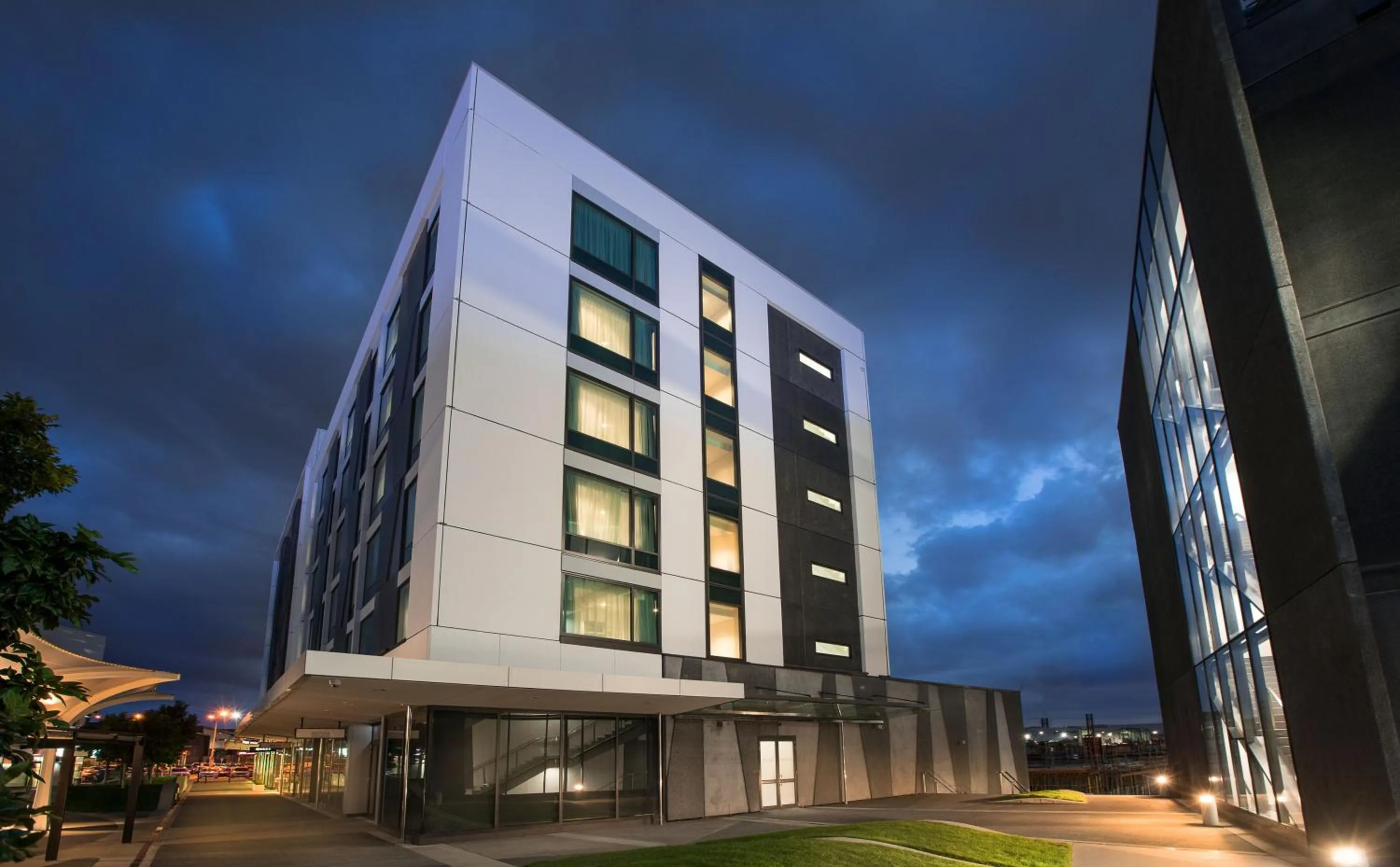 Facade/entrance in Quest Highbrook