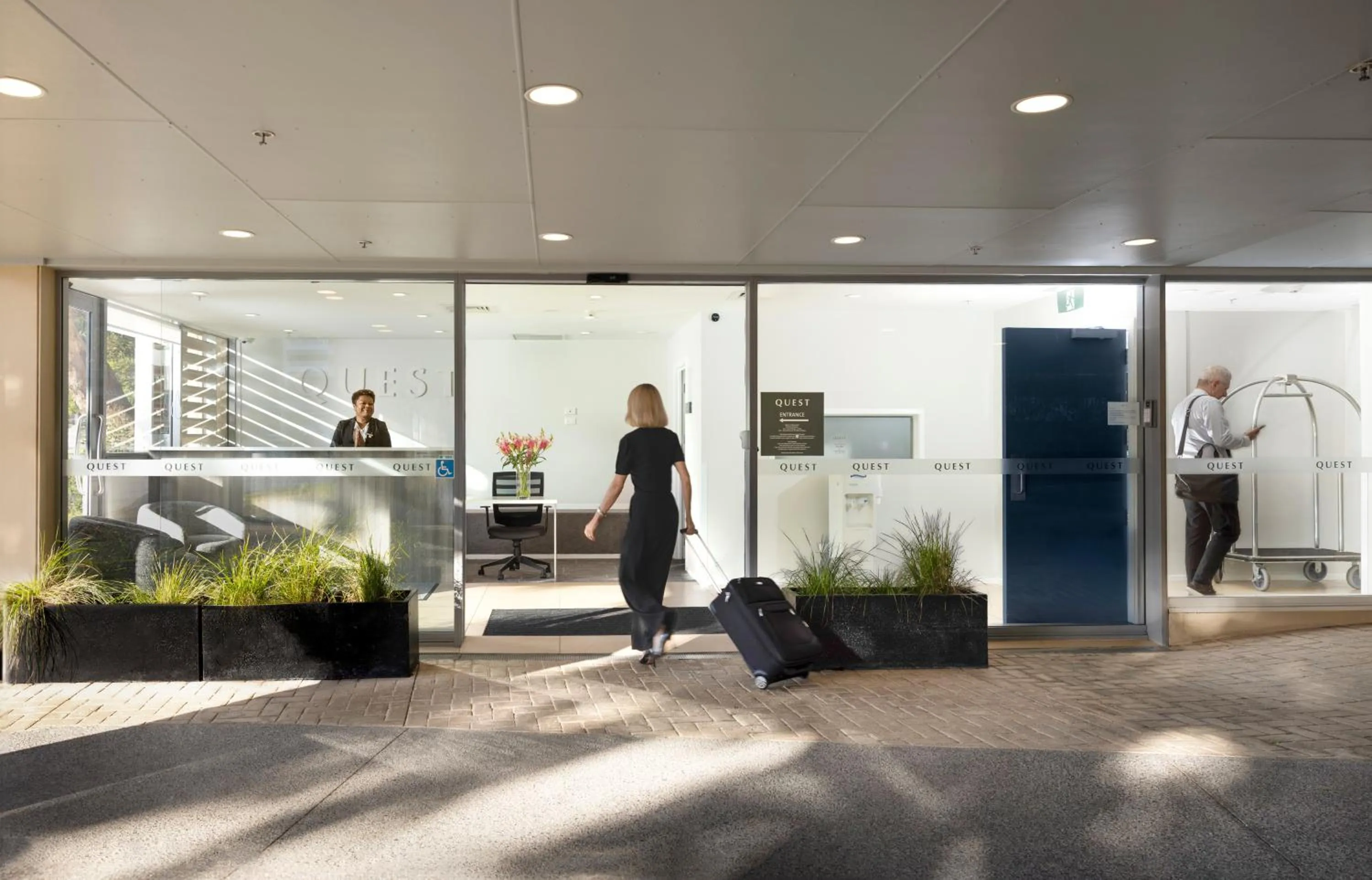 Facade/entrance in Quest on Beaumont