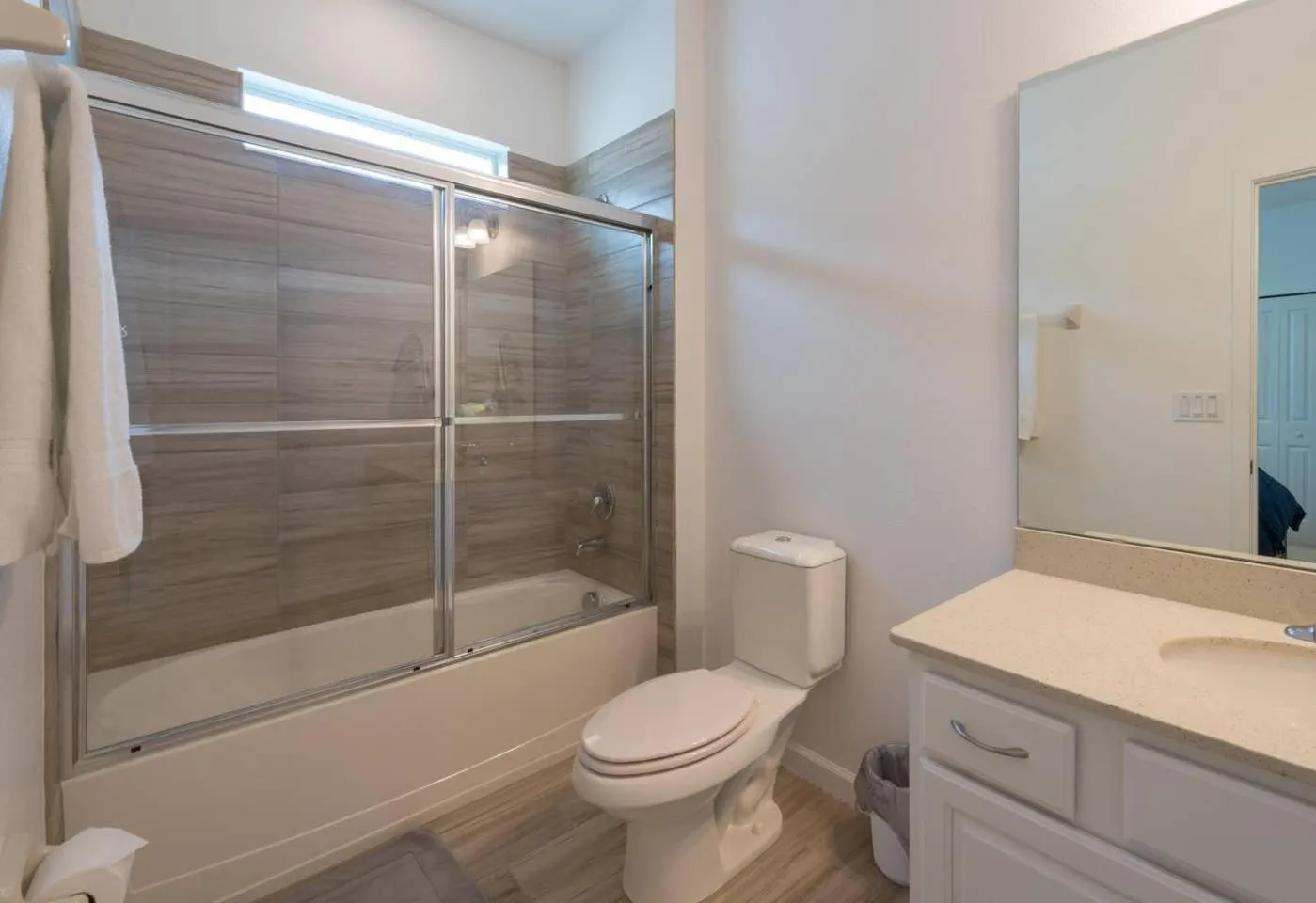 Bathroom in 3840 Supreme Villa 6Bd Private Pool and Game Room