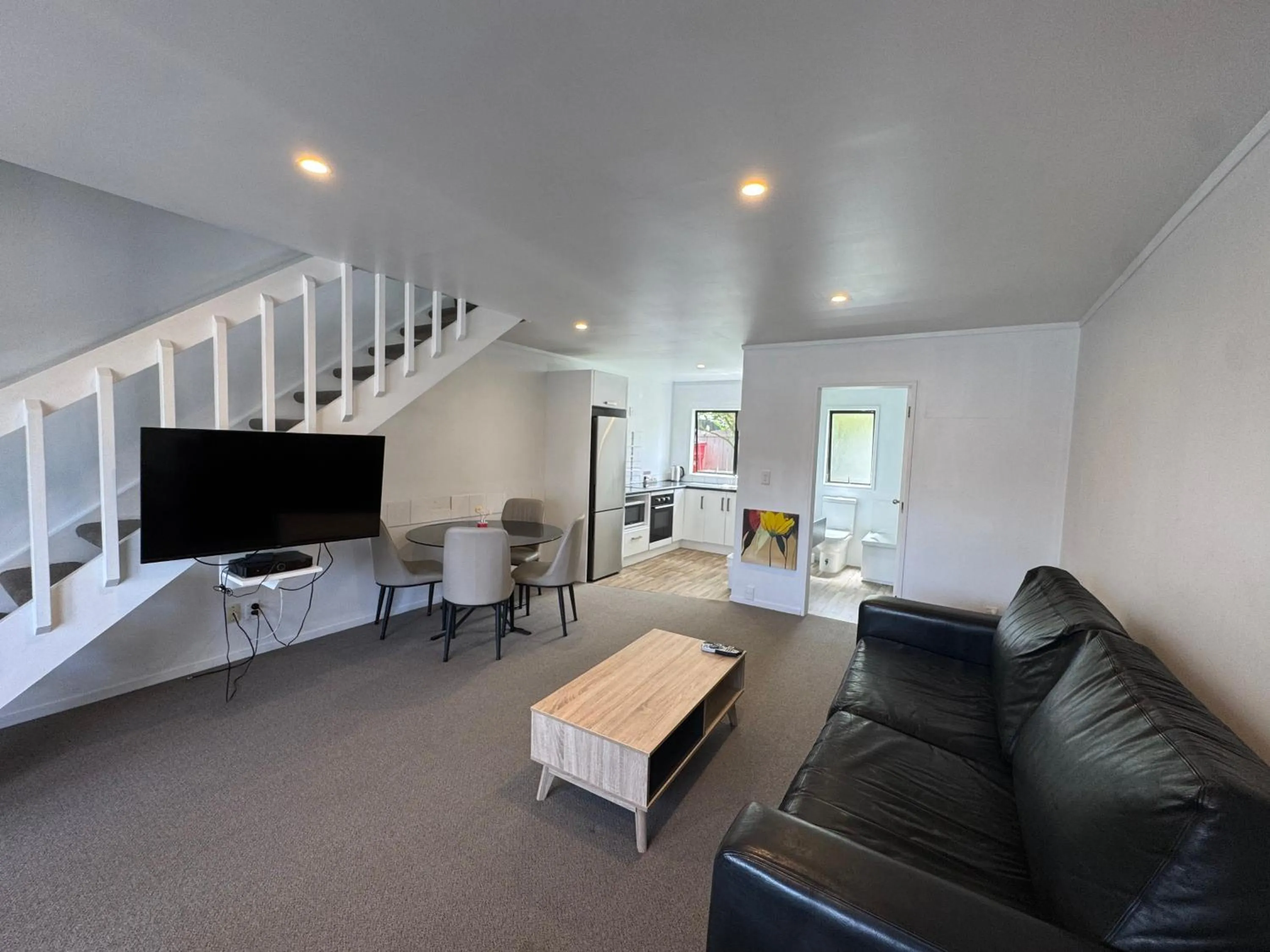 Living room in Camellia Court Motel